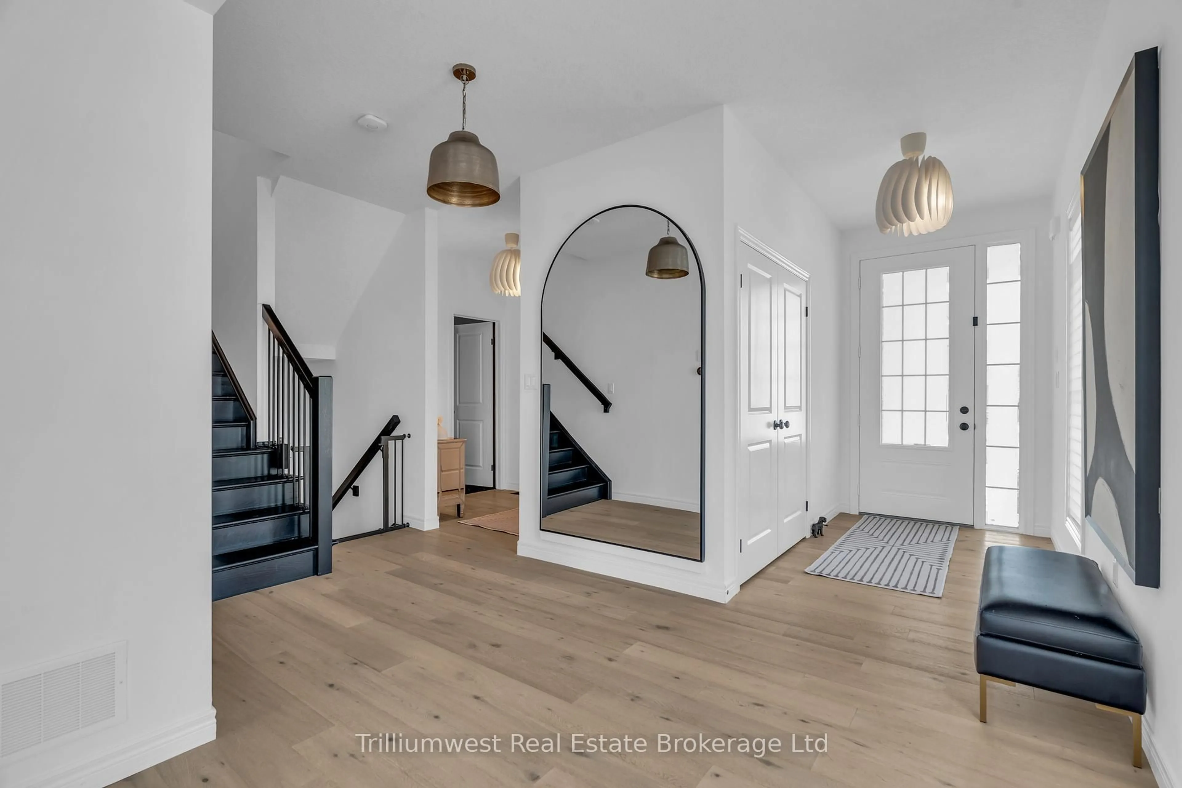 Indoor entryway for 223 Fleming Rd, Guelph Ontario N1E 0K7