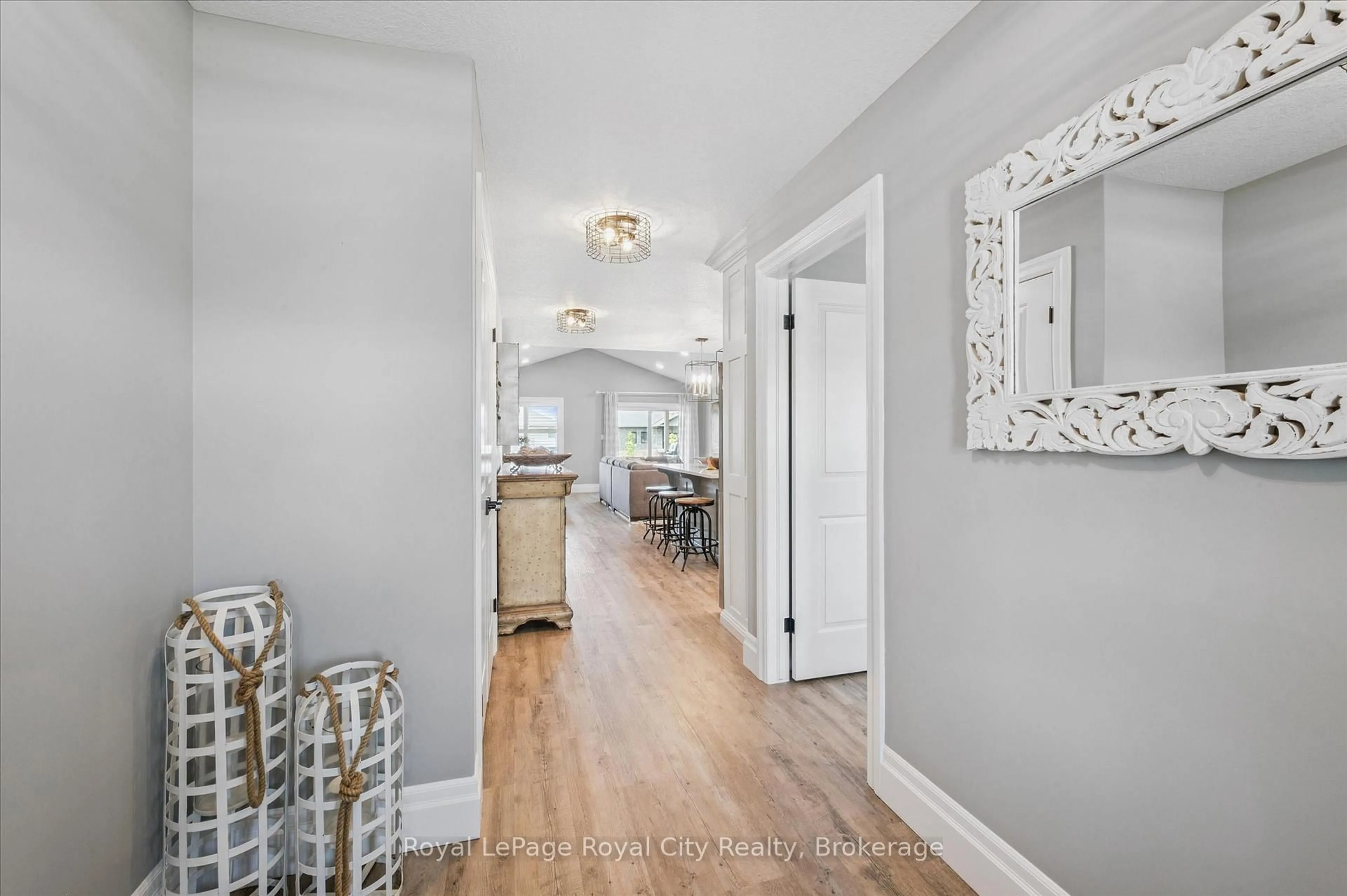 Indoor entryway for 20 Winchester Cres, North Perth Ontario N4W 0J8
