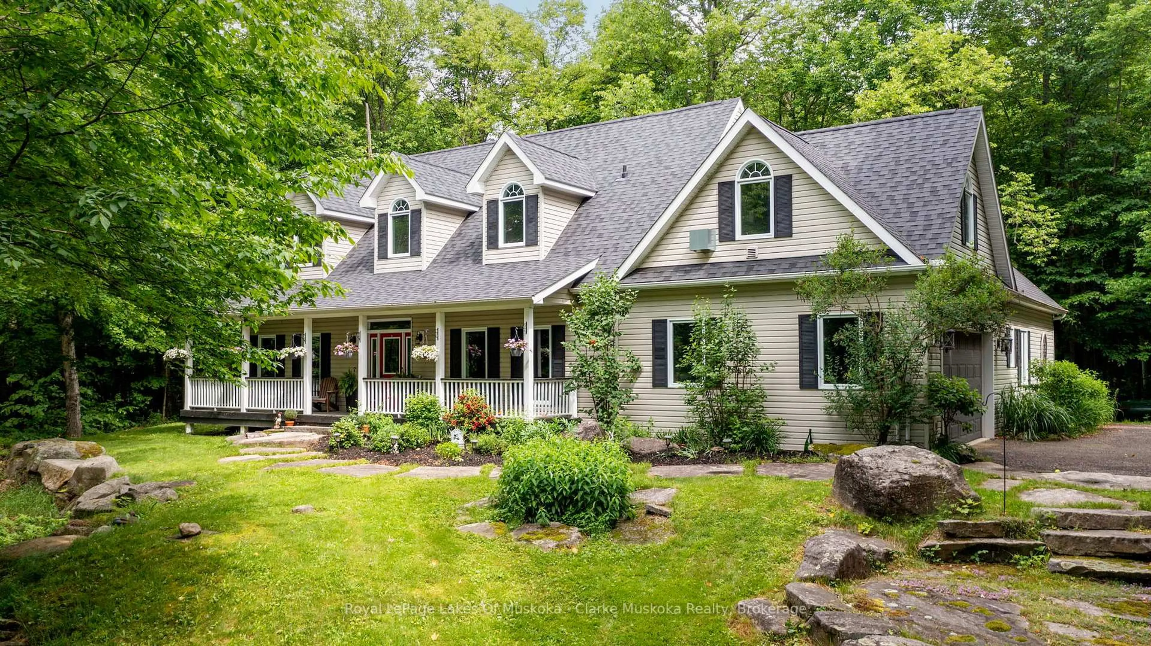 Home with vinyl exterior material, unknown for 1259 GOLF COURSE Rd, Lake of Bays Ontario P1H 2J6