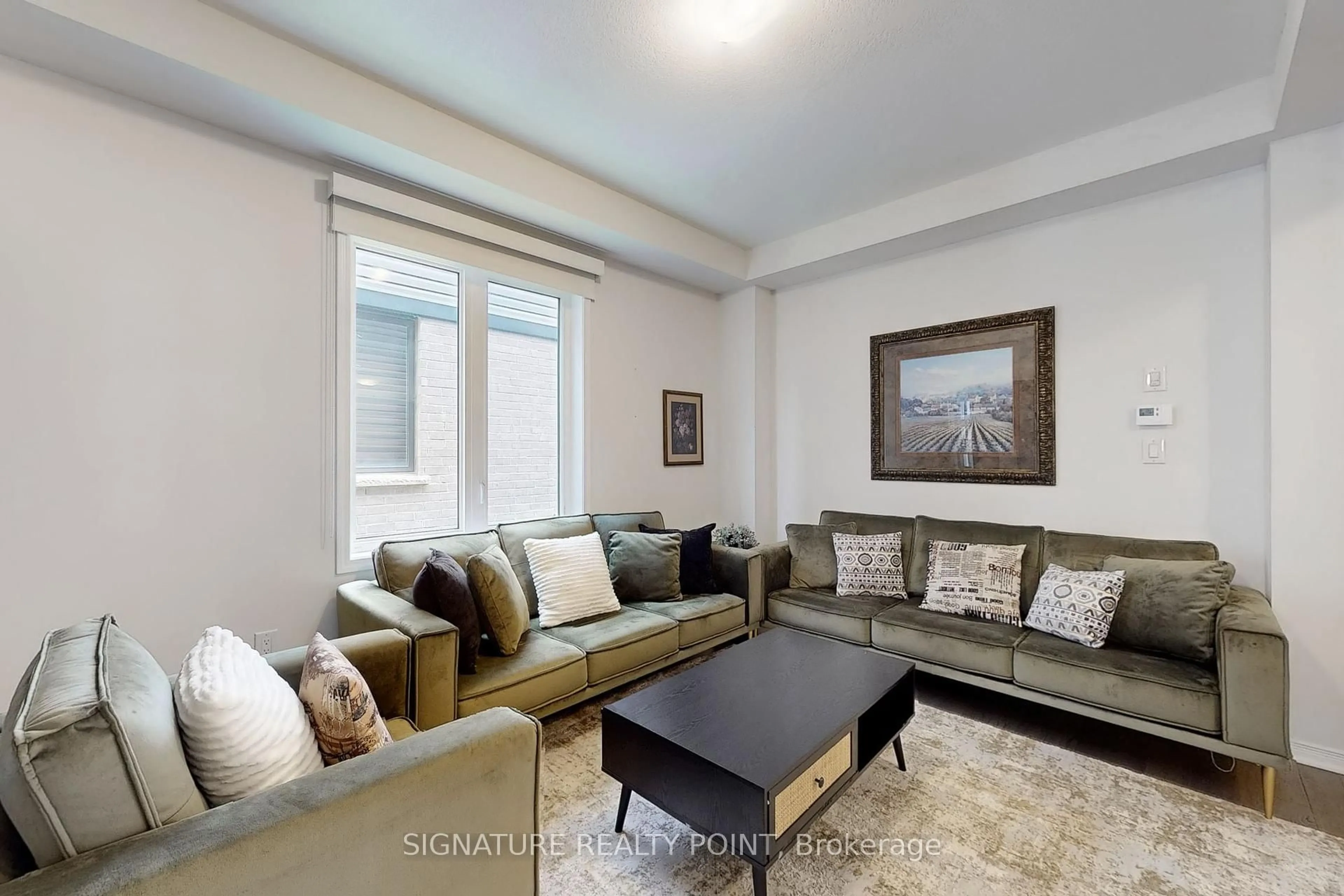 Living room with furniture, unknown for 26 Lise Lane, Haldimand Ontario N3W 0C7