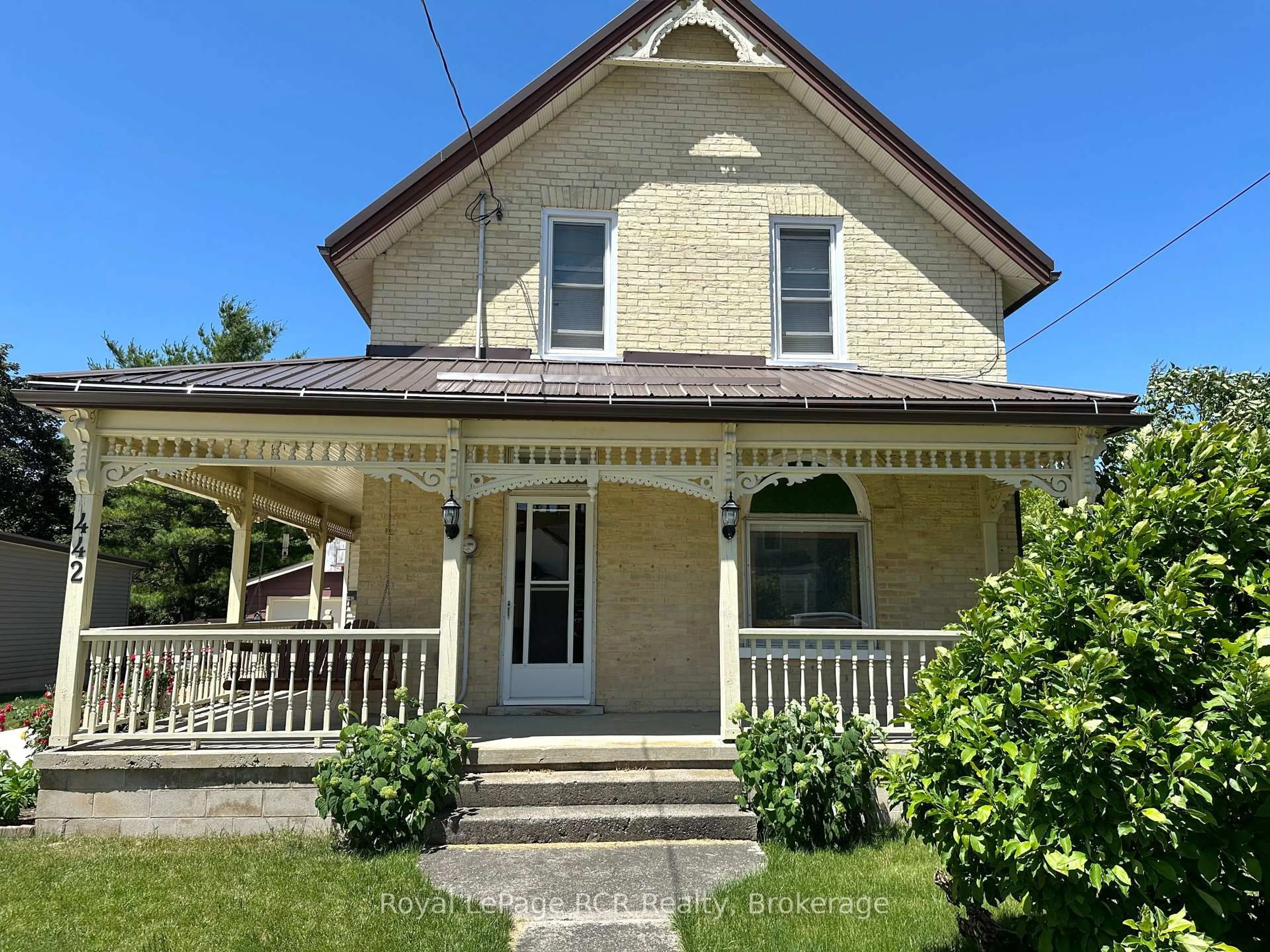 Home with vinyl exterior material, street for 442 11th St, Hanover Ontario N4N 1S7