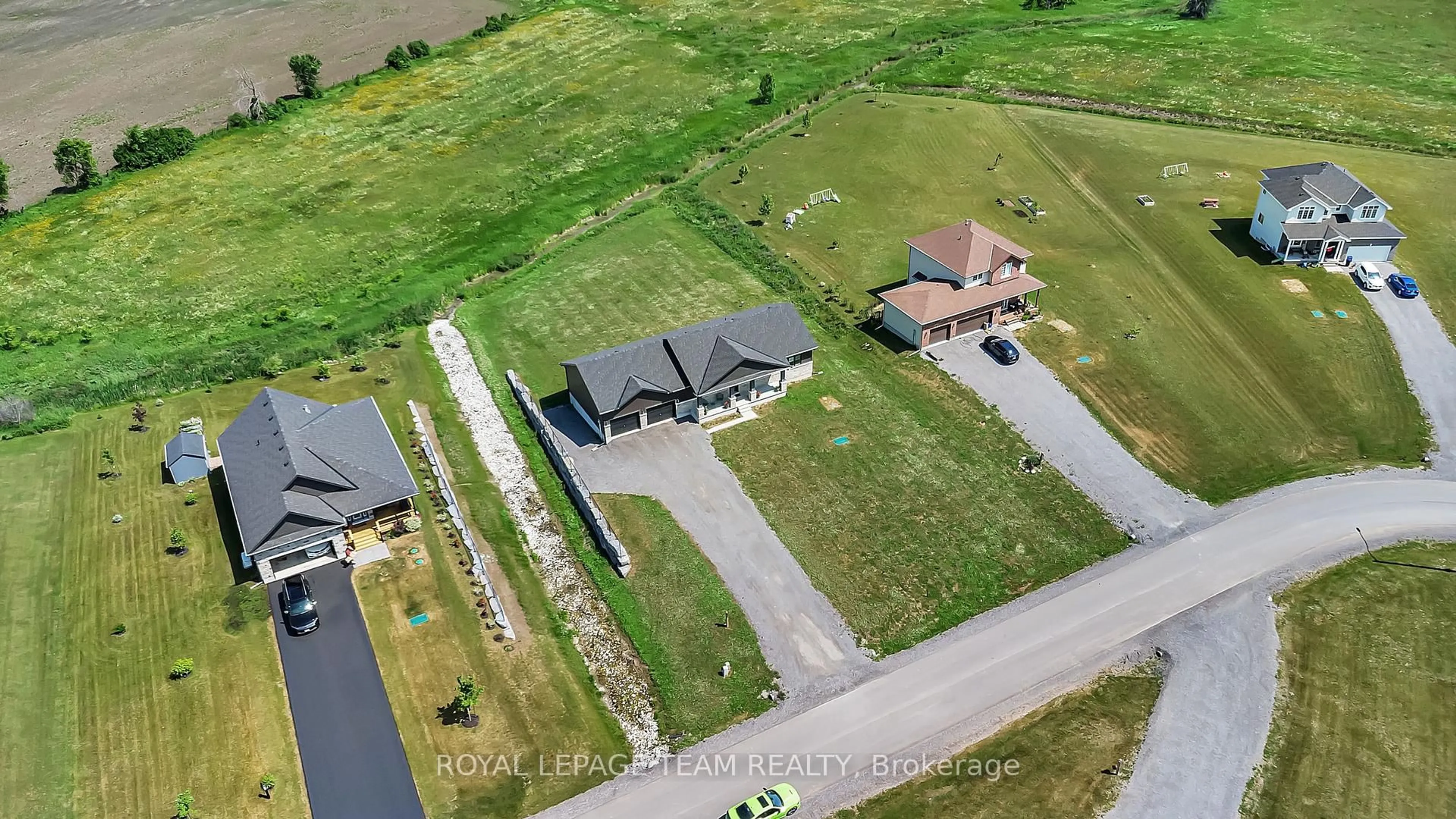 A pic from outside/outdoor area/front of a property/back of a property/a pic from drone, water/lake/river/ocean view for 17 Isobel McEwan St, Arnprior Ontario K7S 3G8