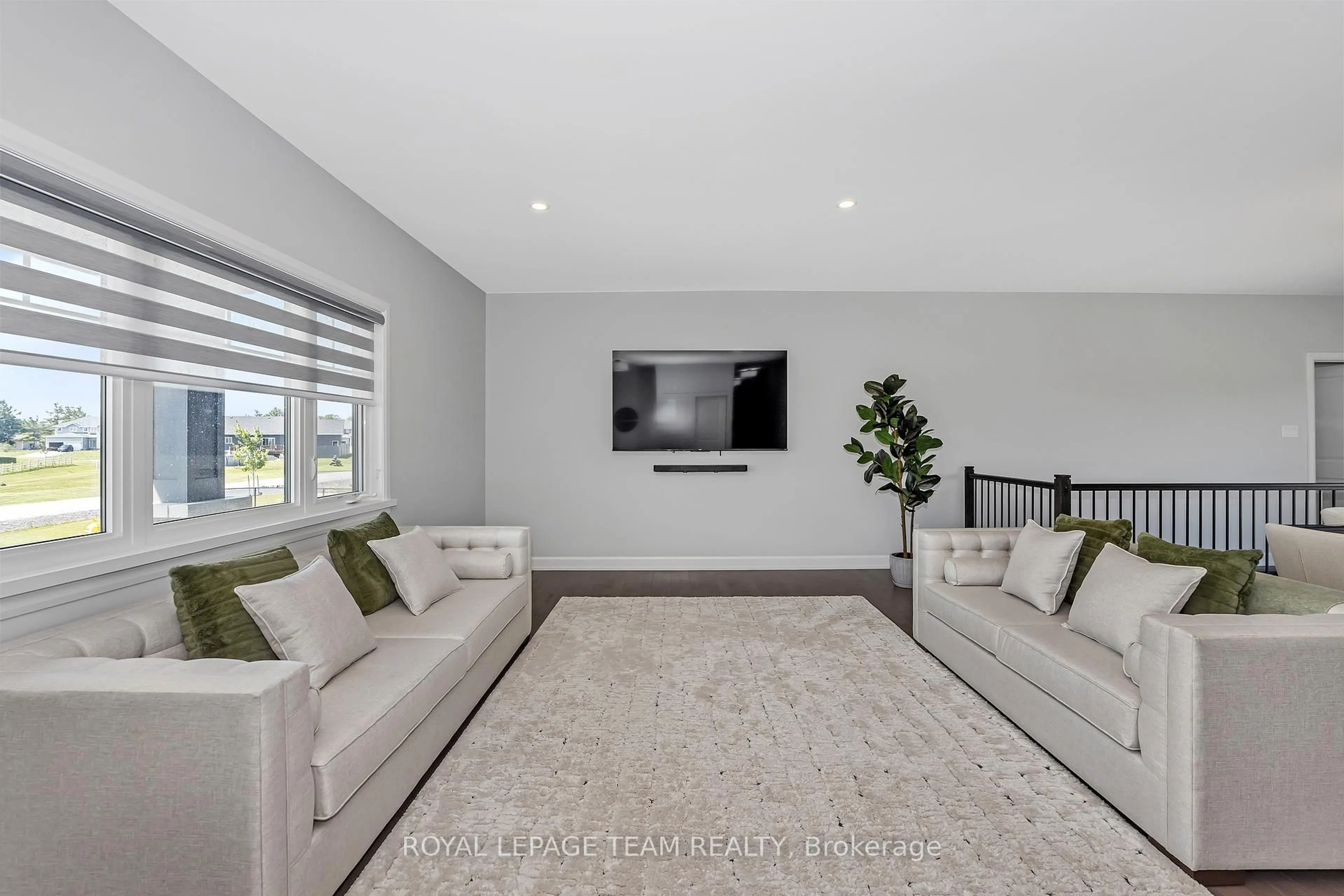 Living room with furniture, unknown for 17 Isobel McEwan St, Arnprior Ontario K7S 3G8