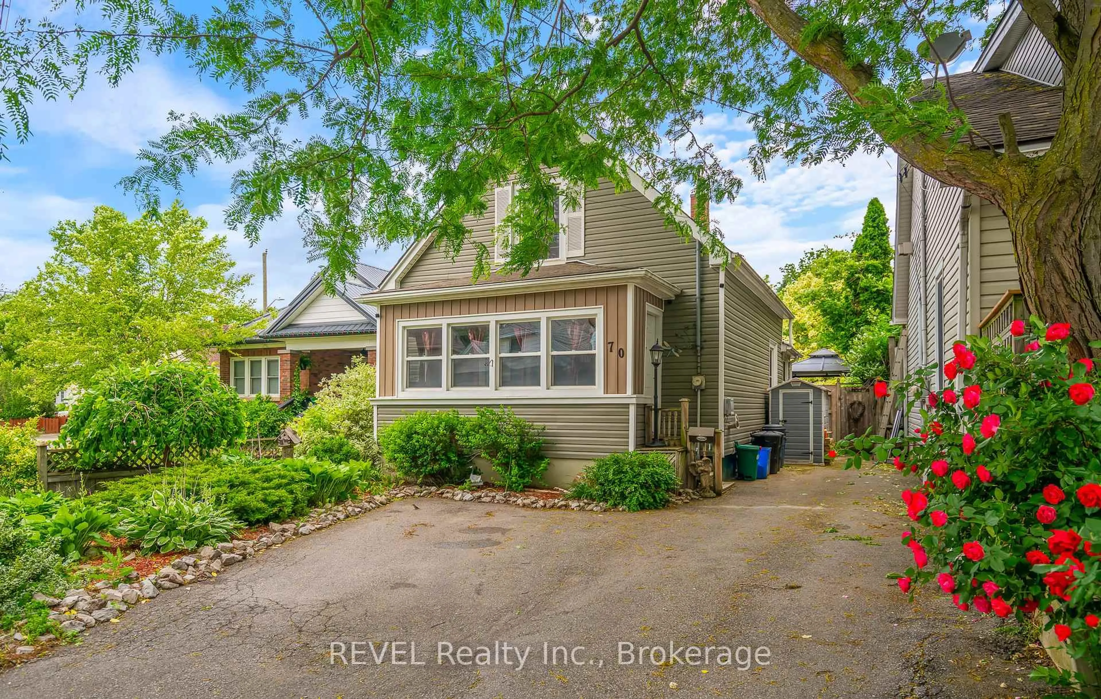 Unknown for 70 York St, St. Catharines Ontario L2R 6C7