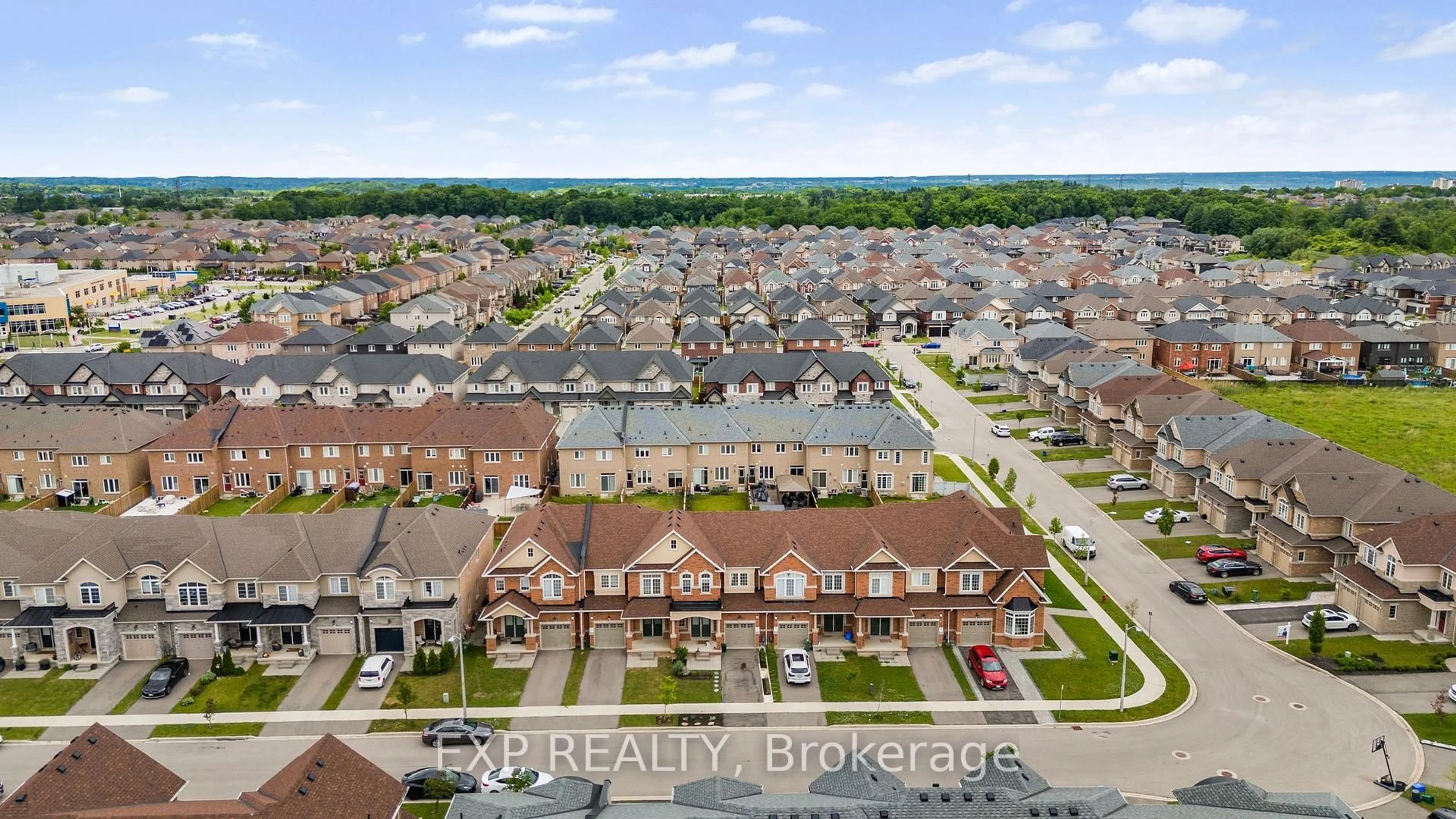 A pic from outside/outdoor area/front of a property/back of a property/a pic from drone, city buildings view from balcony for 29 Heming Tr, Hamilton Ontario L9K 0H8
