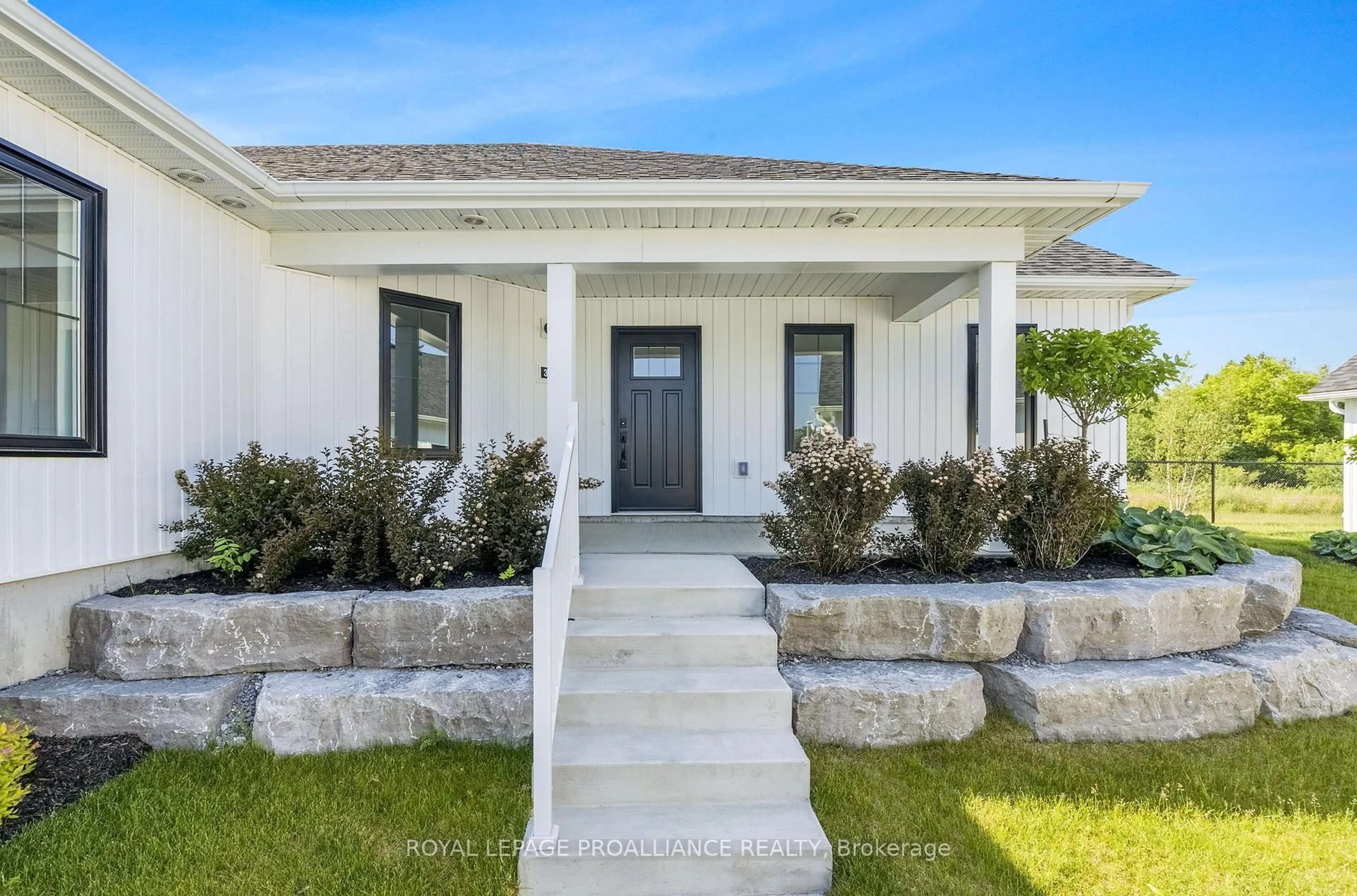 Home with vinyl exterior material, street for 14 Meadowcreek Dr #304, Brighton Ontario K0K 1H0