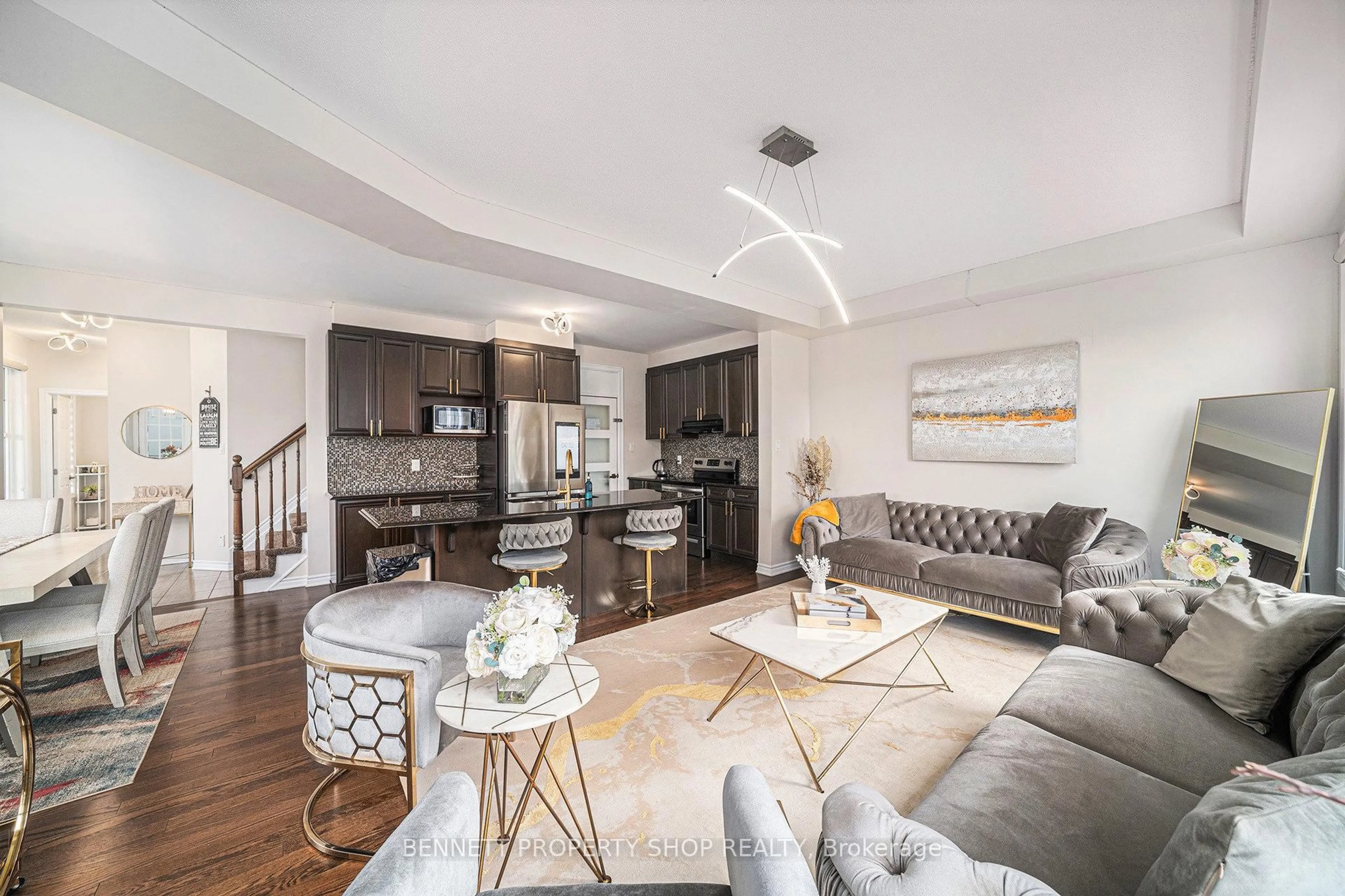 Living room with furniture, unknown for 52 Oxalis Cres, Ottawa Ontario K2V 0J6