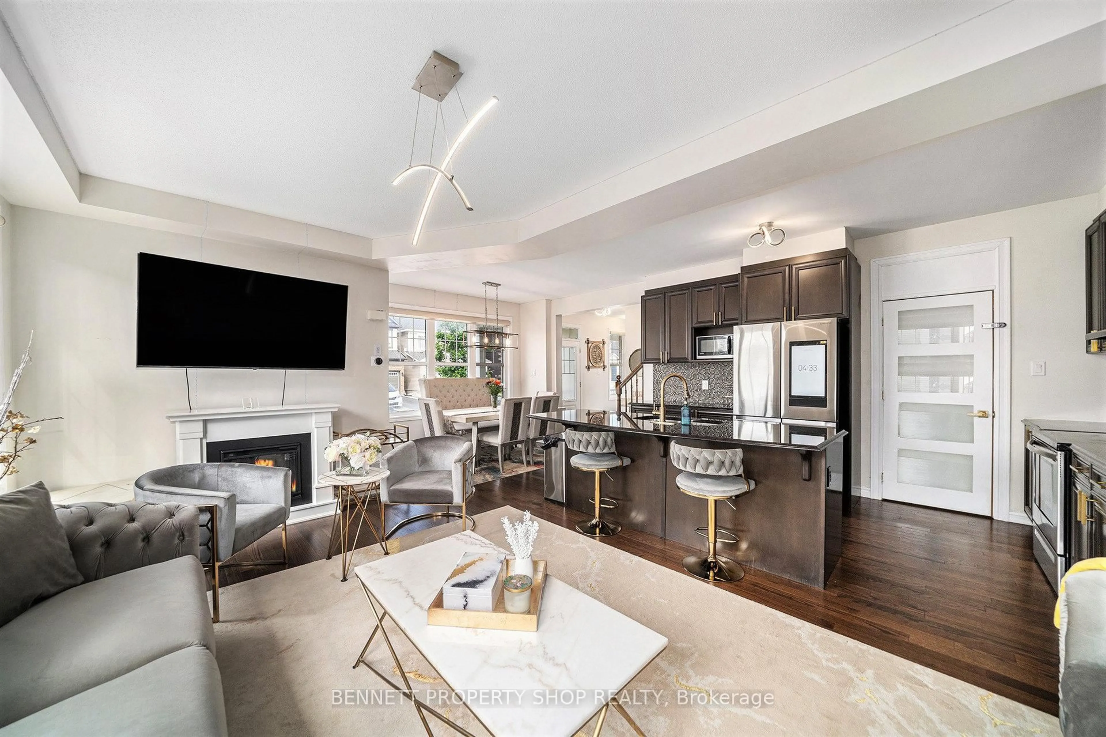 Open concept kitchen, unknown for 52 Oxalis Cres, Ottawa Ontario K2V 0J6
