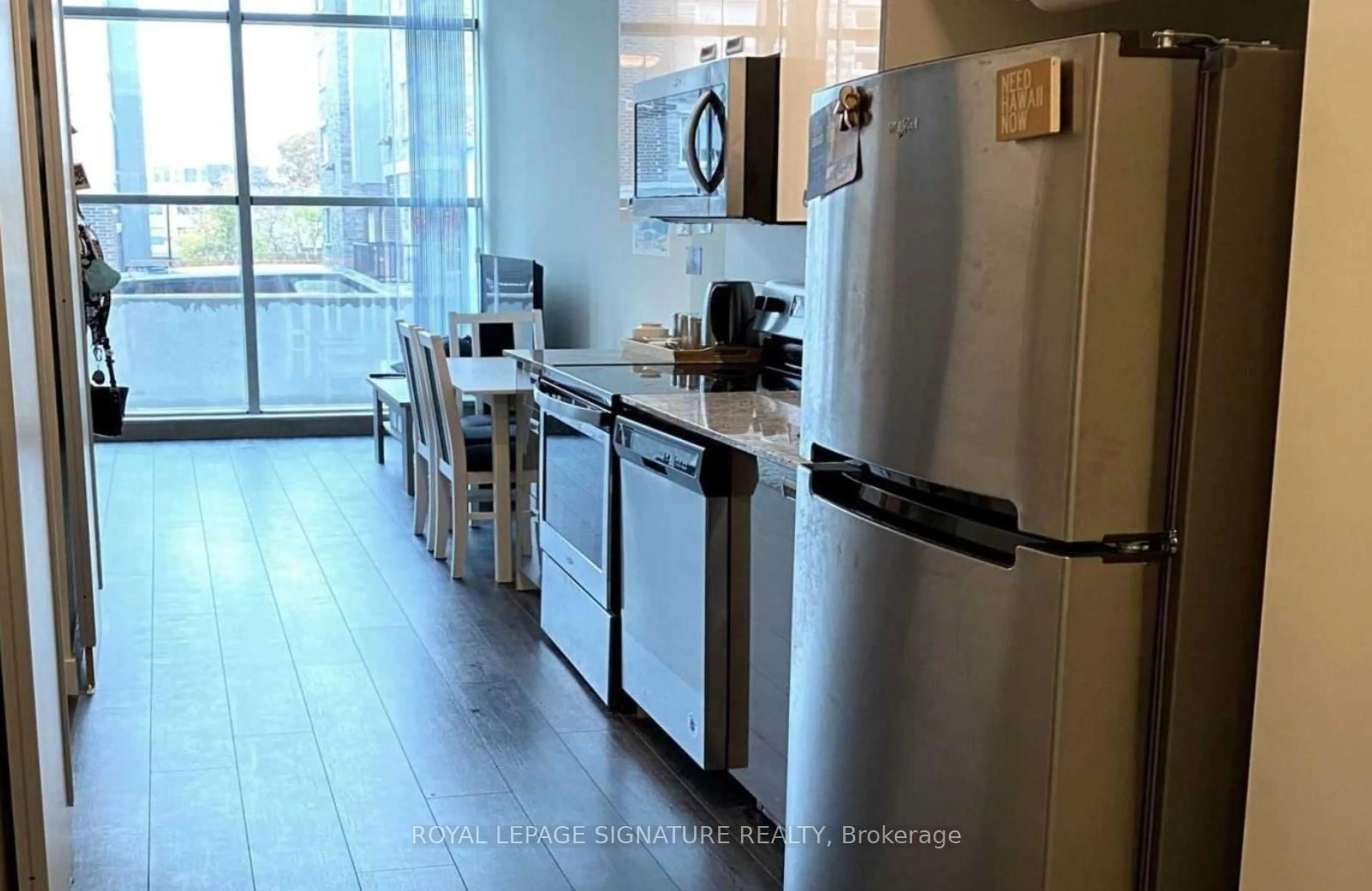 Standard kitchen, unknown for 257 Hemlock St #620, Waterloo Ontario N2L 0K2