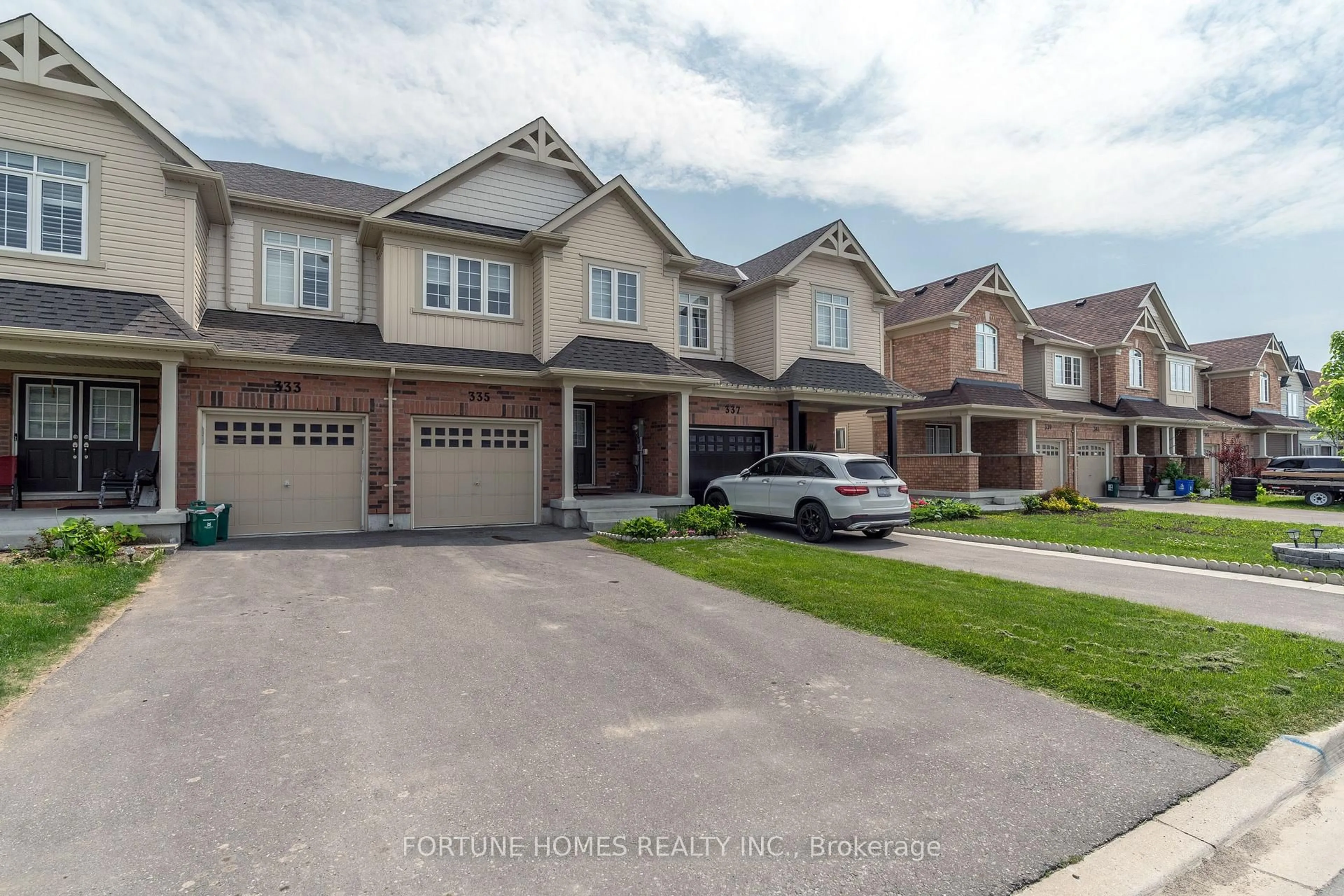 Unknown for 335 Stewart St, Shelburne Ontario L9V 3X1