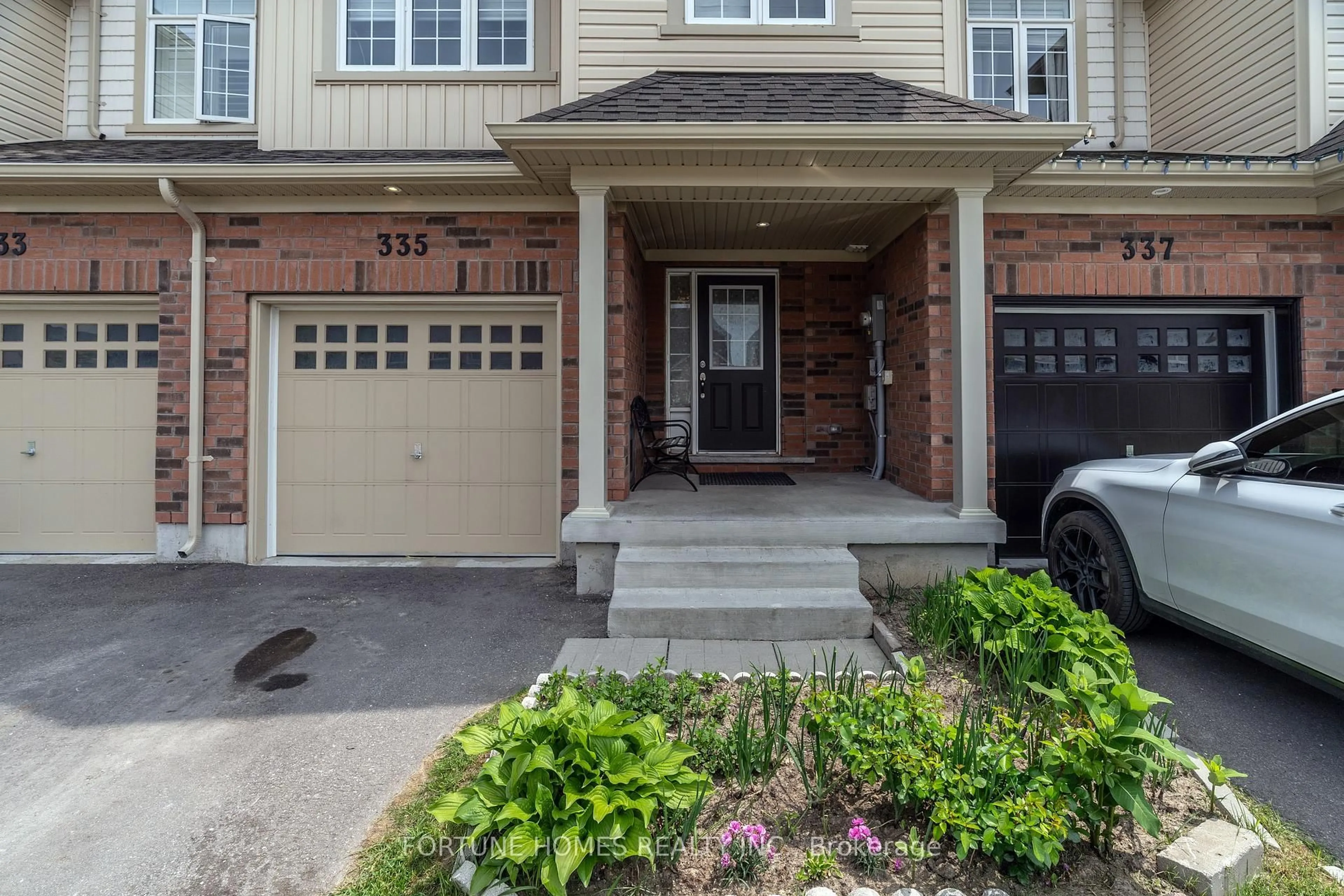 Unknown for 335 Stewart St, Shelburne Ontario L9V 3X1