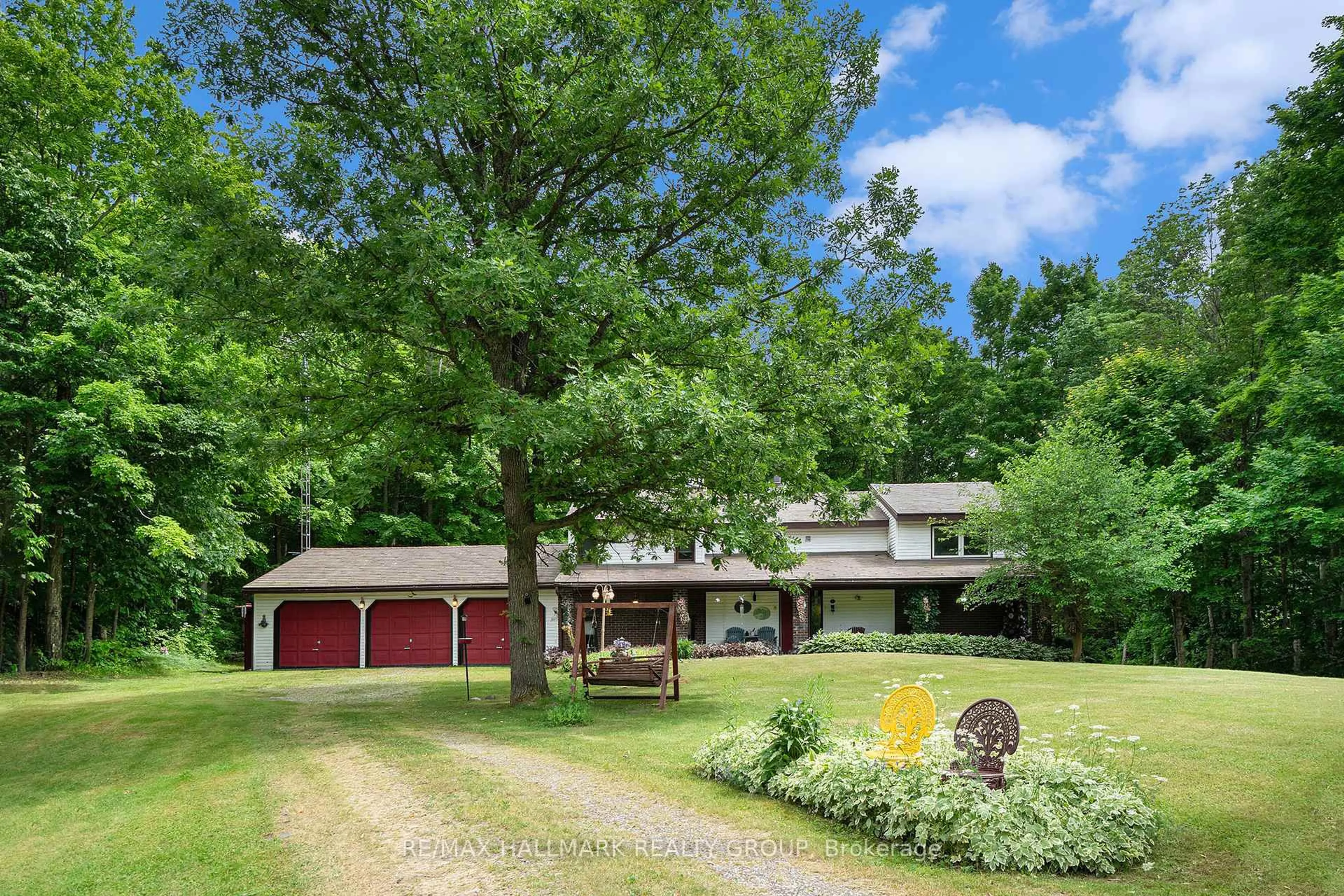 A pic from outside/outdoor area/front of a property/back of a property/a pic from drone, unknown for 183 Foster Rd, Ashton Ontario K0A 1B0