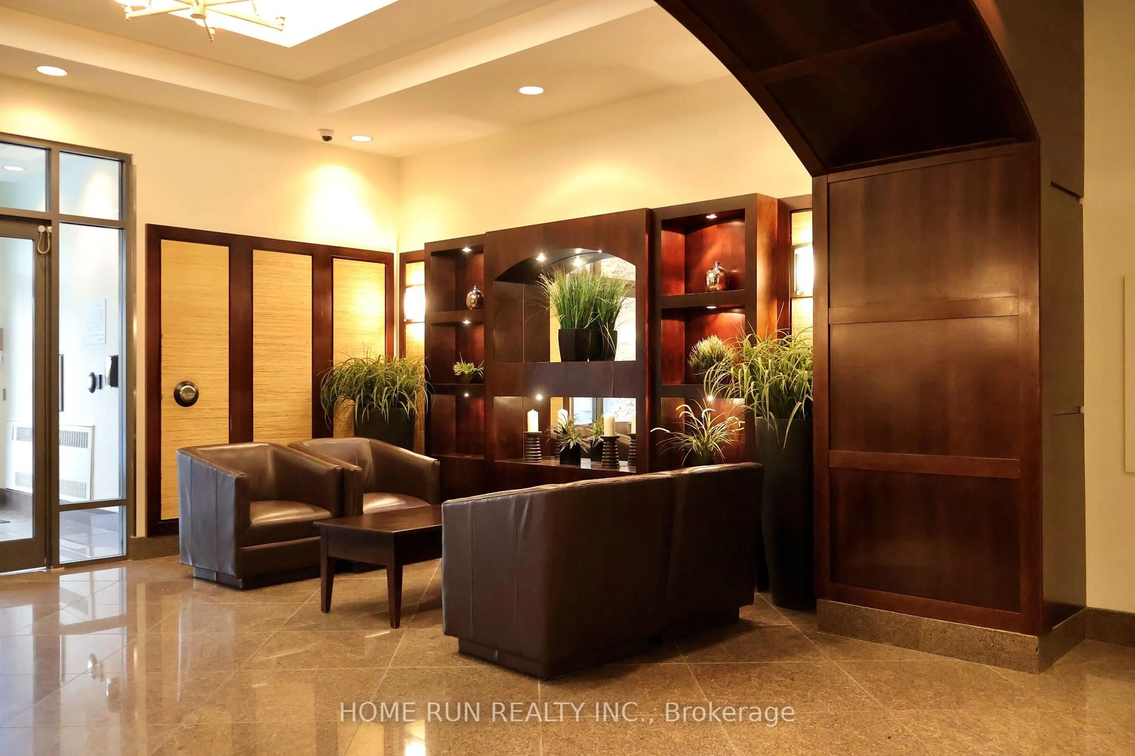 Lobby for 200 Besserer #808, Ottawa Ontario K1N 0A7