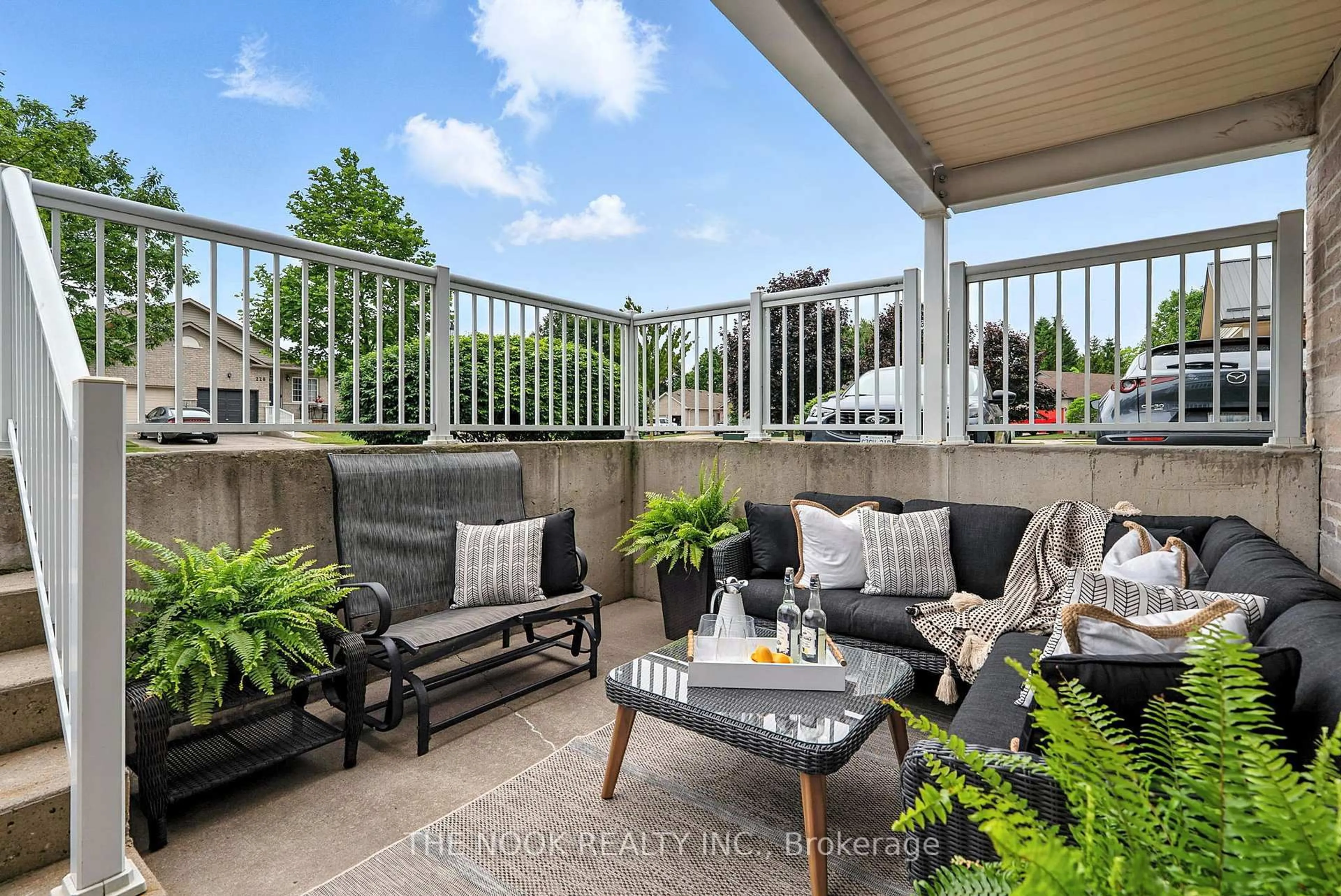 Patio, water/lake/river/ocean view for 231 Ruttan Terr #204, Cobourg Ontario K9A 5X7