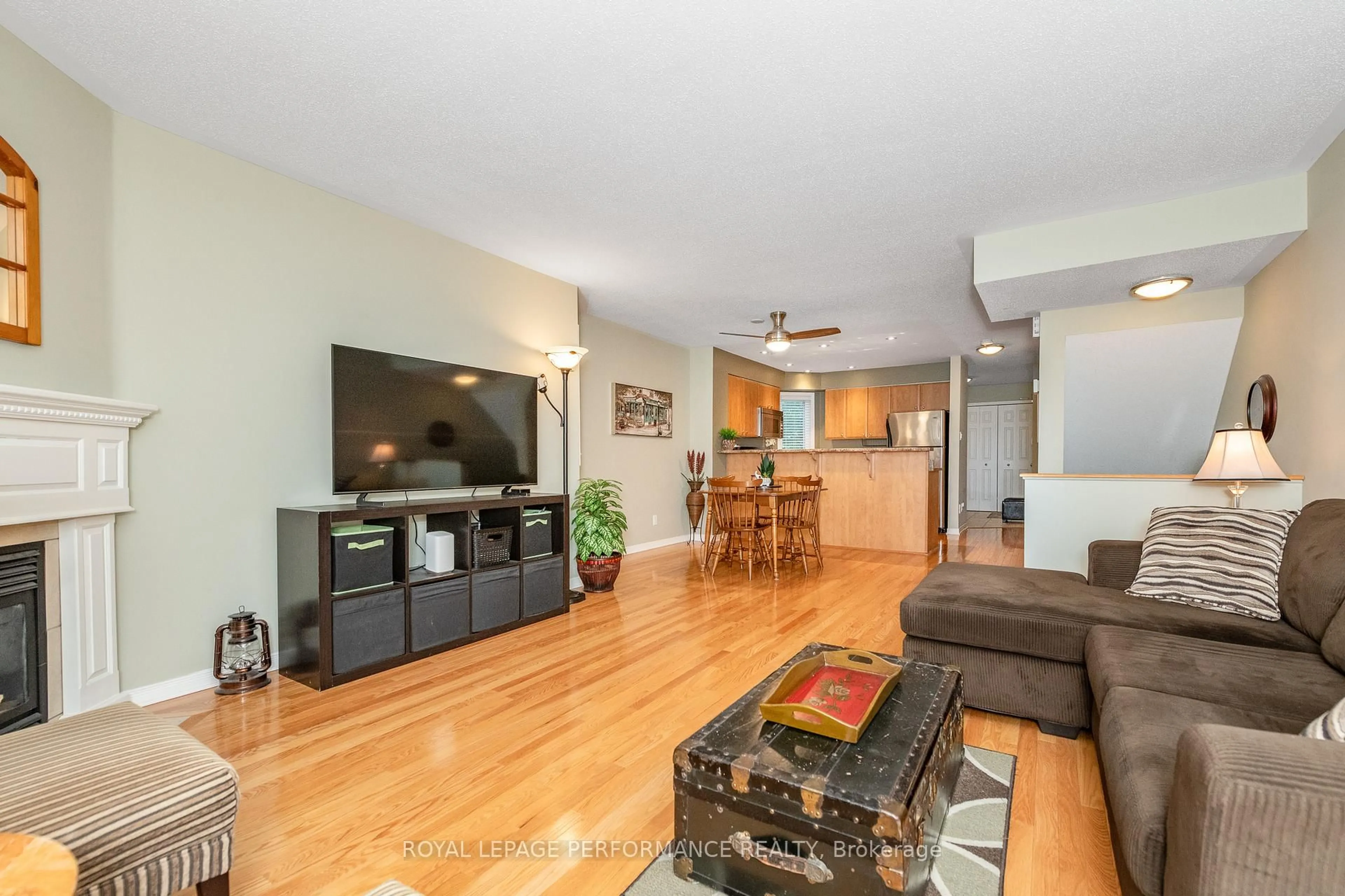 Living room with furniture, unknown for 111 Steele Park Private #14, Ottawa Ontario K1J 0J2