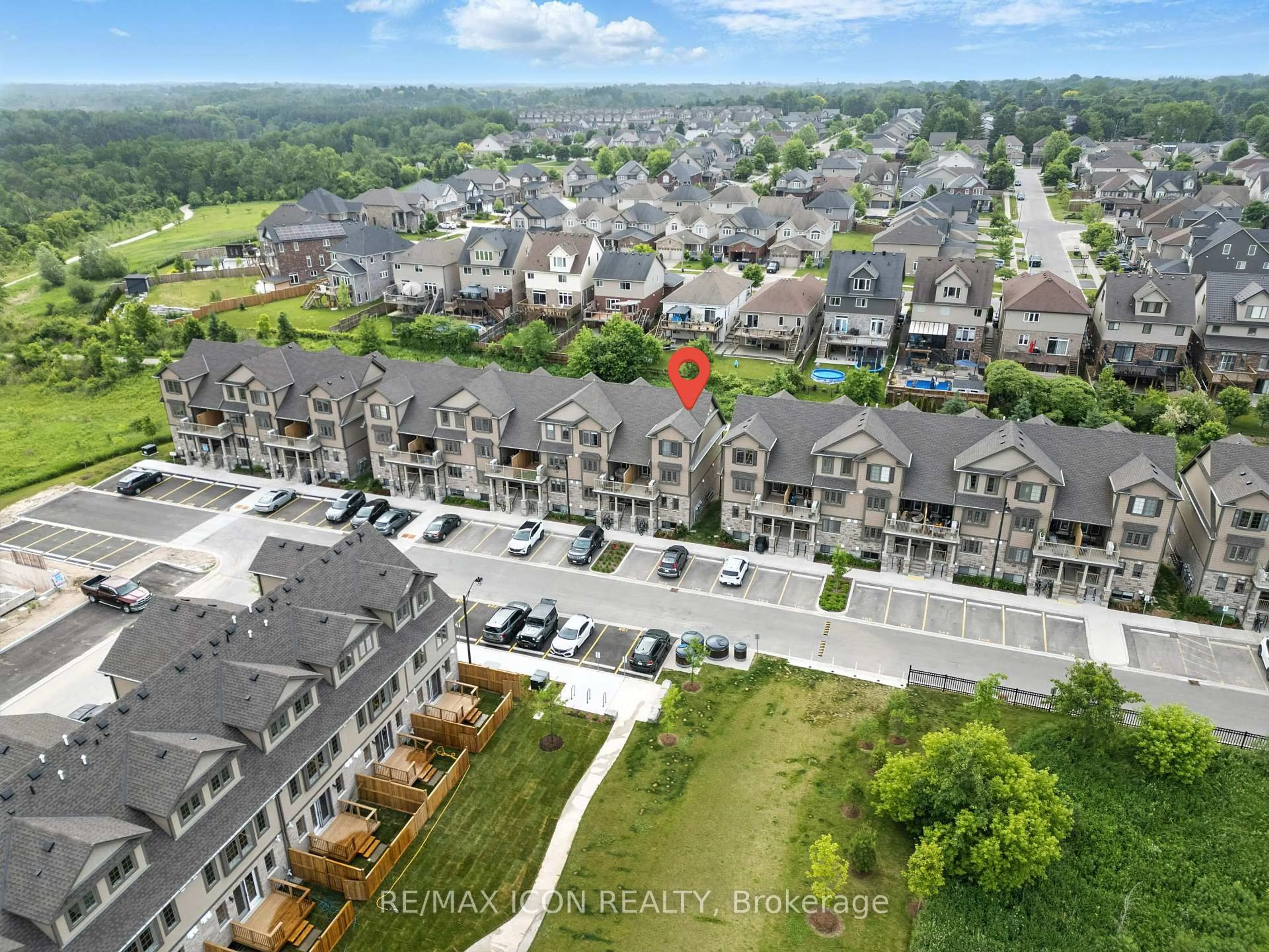 A pic from outside/outdoor area/front of a property/back of a property/a pic from drone, unknown for 85 Mullin Dr #19A, Guelph Ontario N1E 7M2