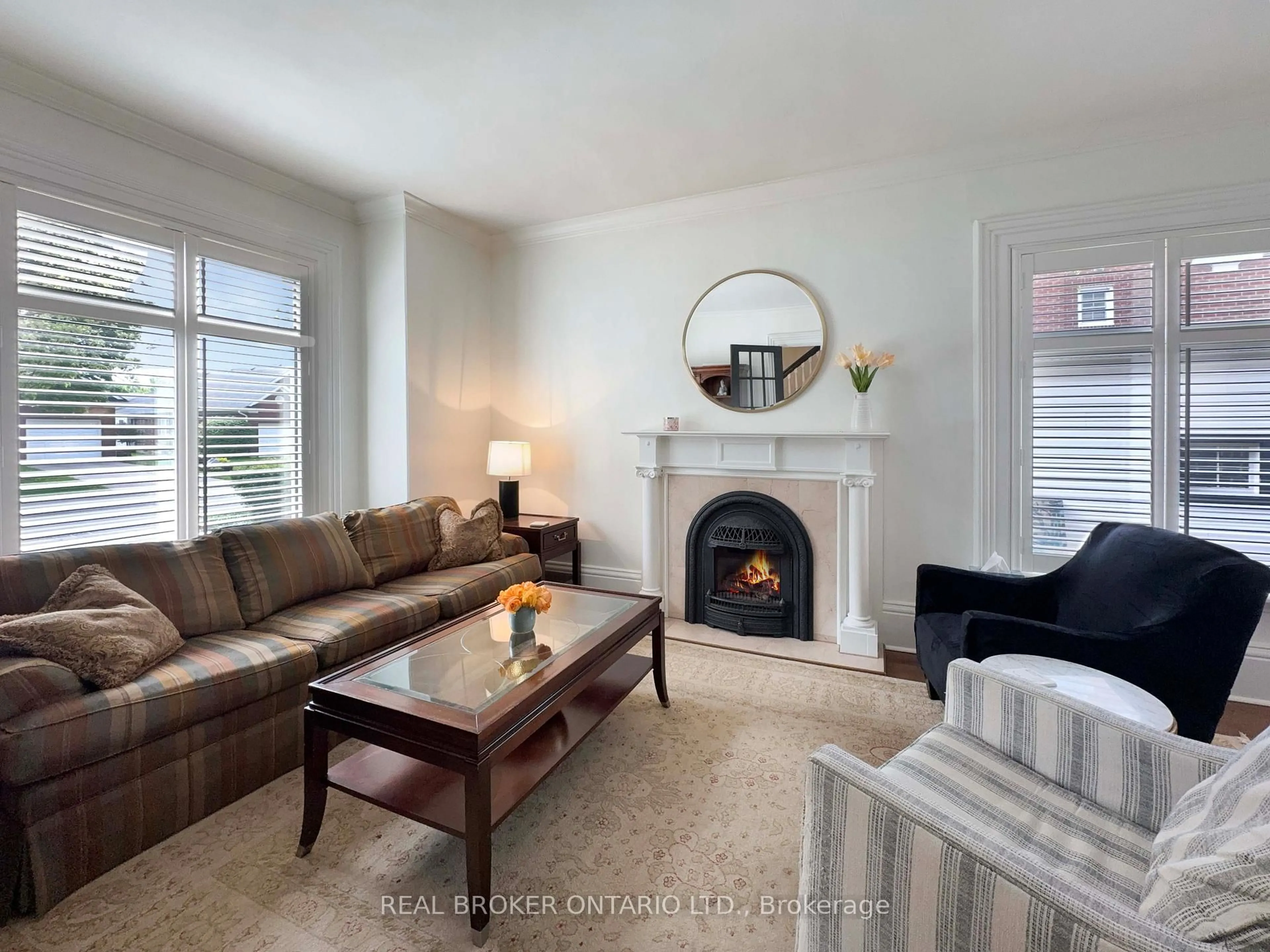Living room with furniture, unknown for 5 Hawarden Ave, Brantford Ontario N3T 4H2