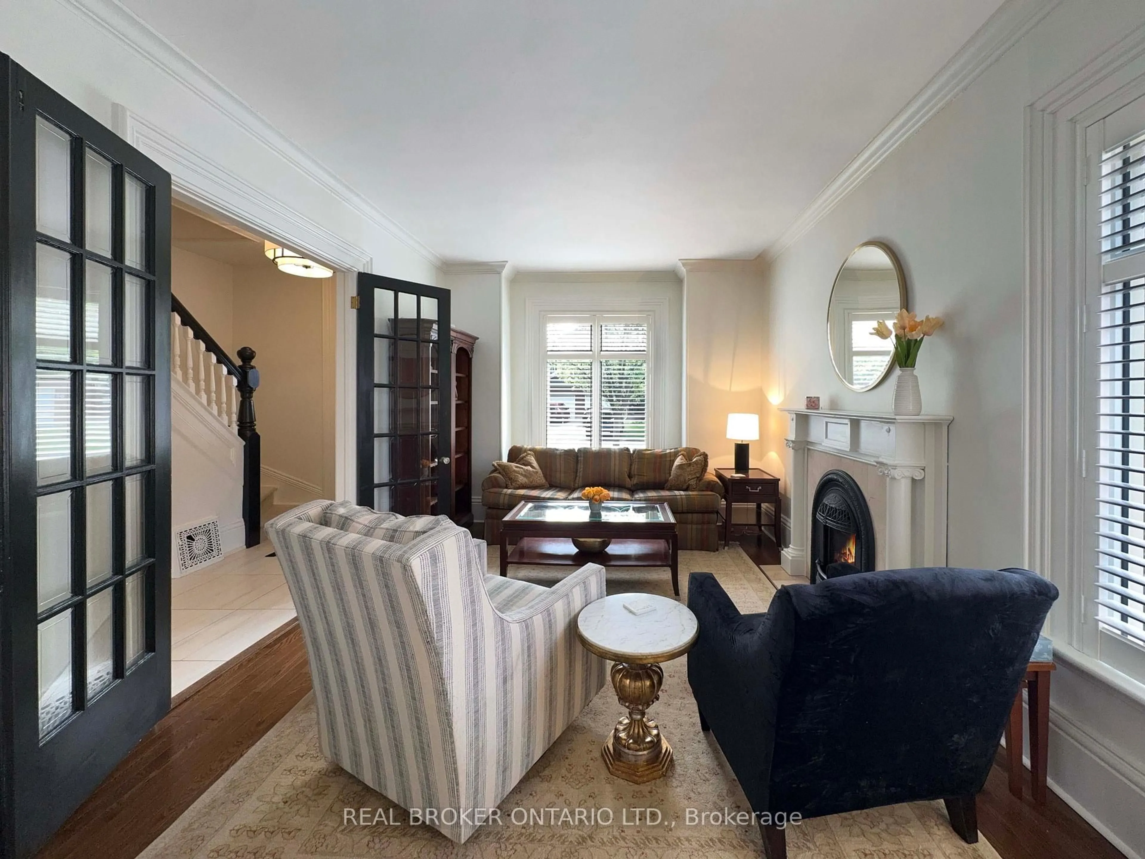 Living room with furniture, unknown for 5 Hawarden Ave, Brantford Ontario N3T 4H2