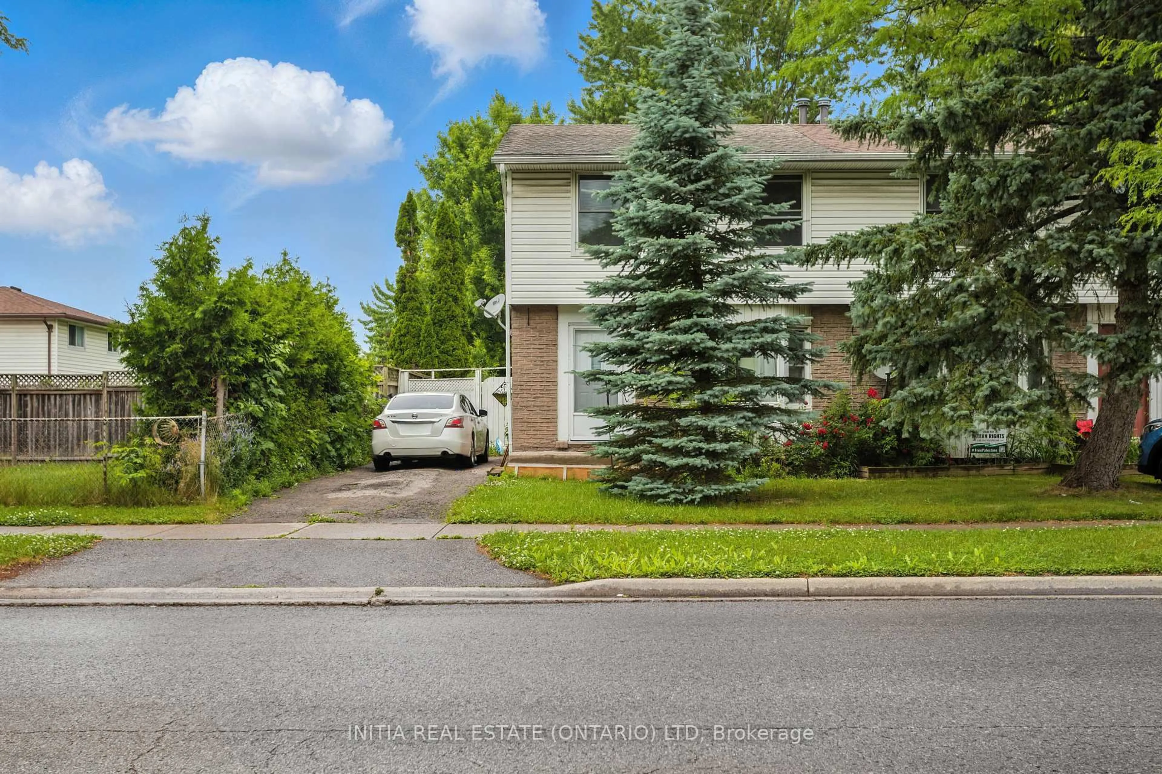Unknown for 1341 Jalna Blvd, London South Ontario N6E 2G3