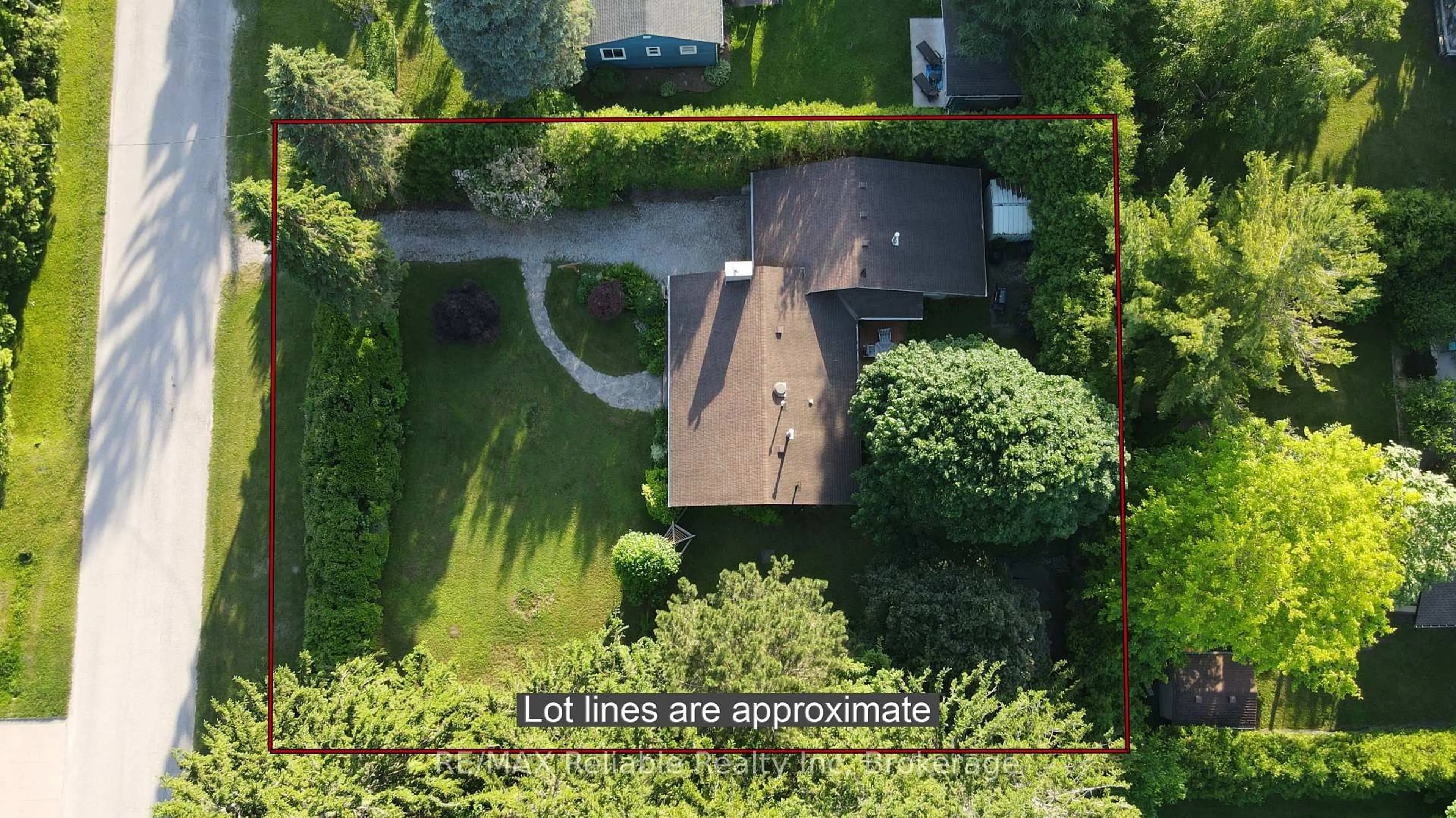 A pic from outside/outdoor area/front of a property/back of a property/a pic from drone, unknown for 59 Cameron St, Bluewater Ontario N0M 1G0