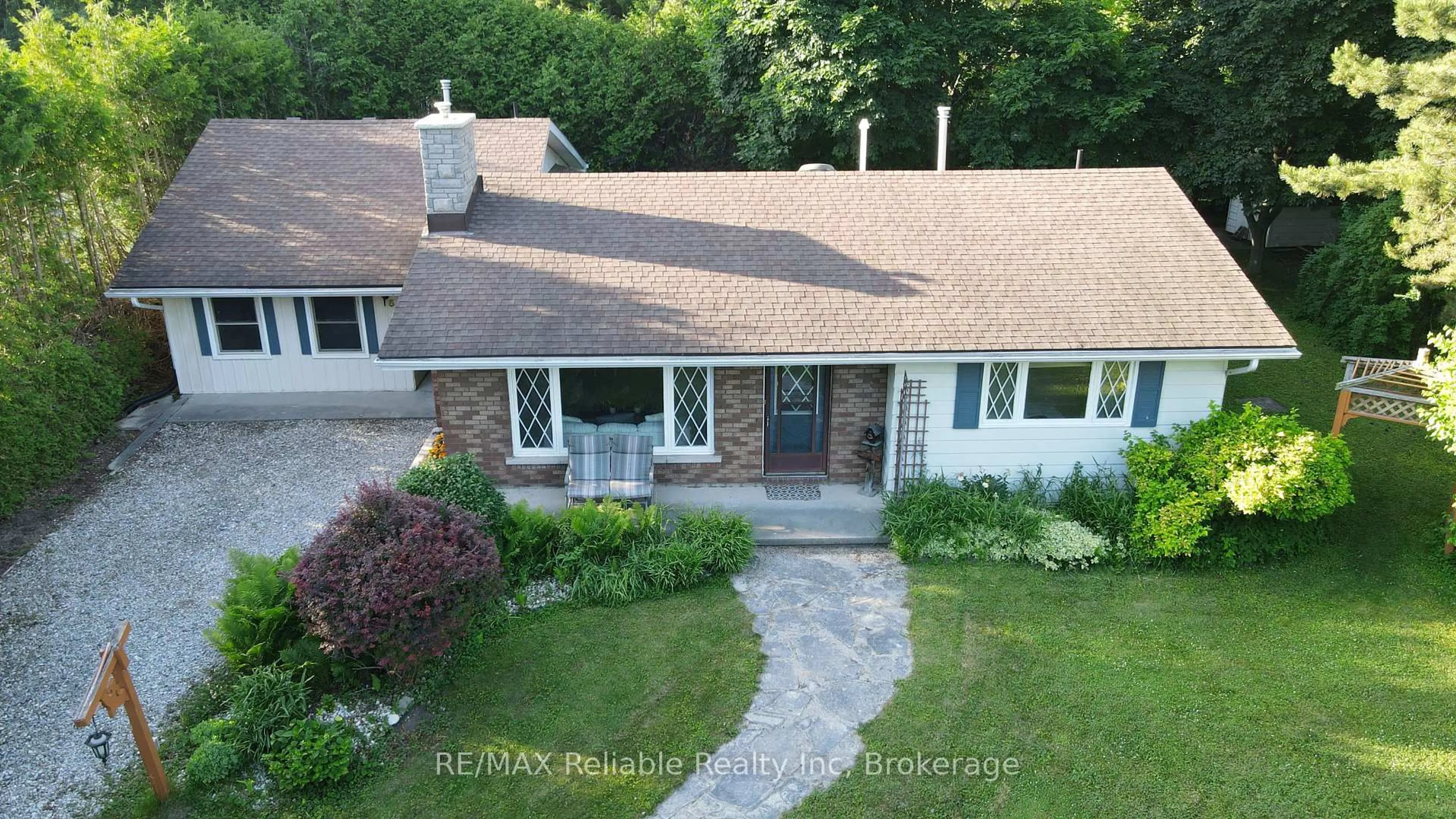 A pic from outside/outdoor area/front of a property/back of a property/a pic from drone, street for 59 Cameron St, Bluewater Ontario N0M 1G0