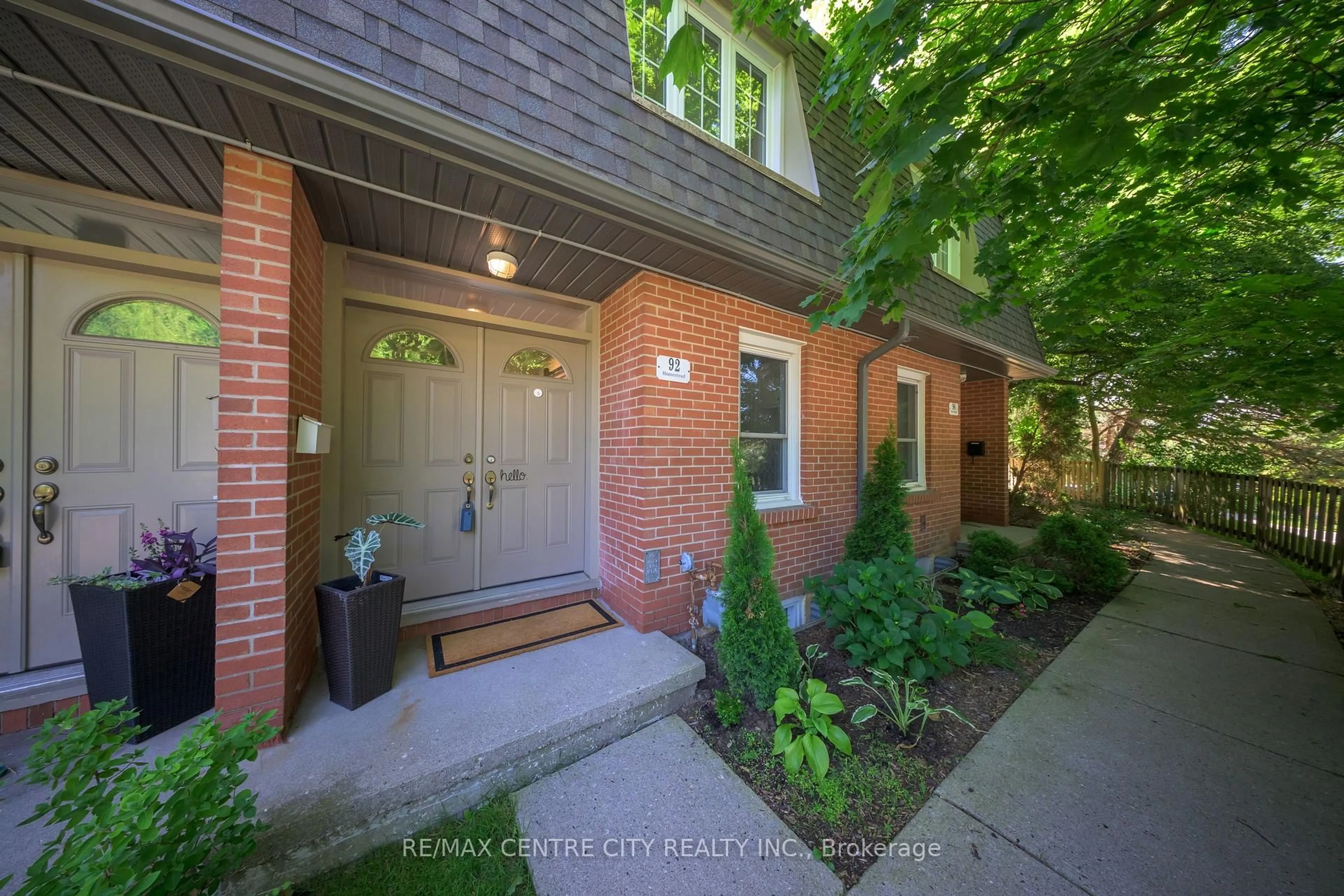 Unknown for 92 Homestead Cres #48, London North Ontario N6G 2E4