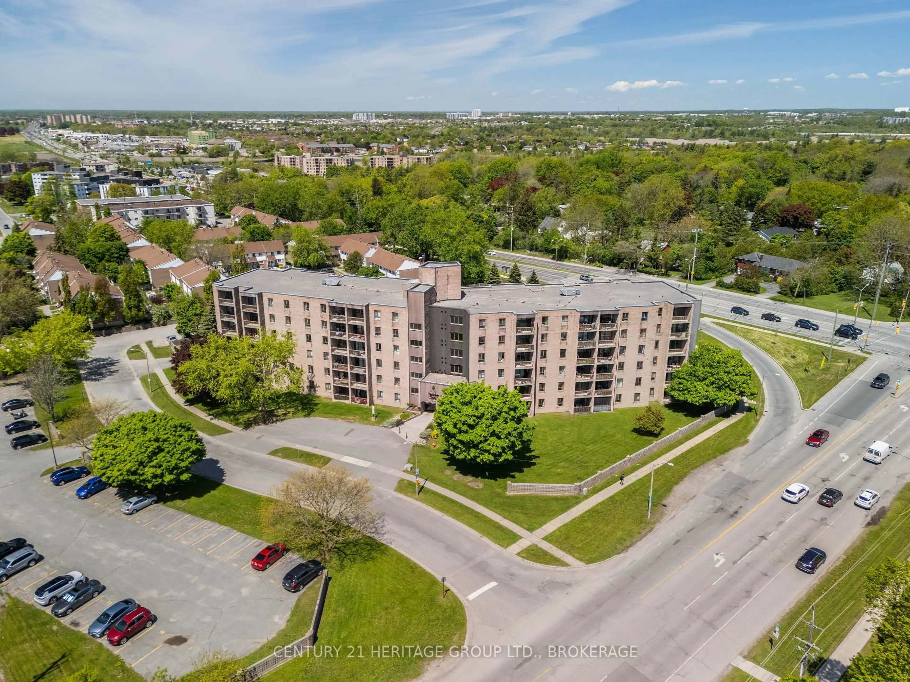 A pic from outside/outdoor area/front of a property/back of a property/a pic from drone, city buildings view from balcony for 17 ELDON HALL Pl #607, Kingston Ontario K7M 7H5