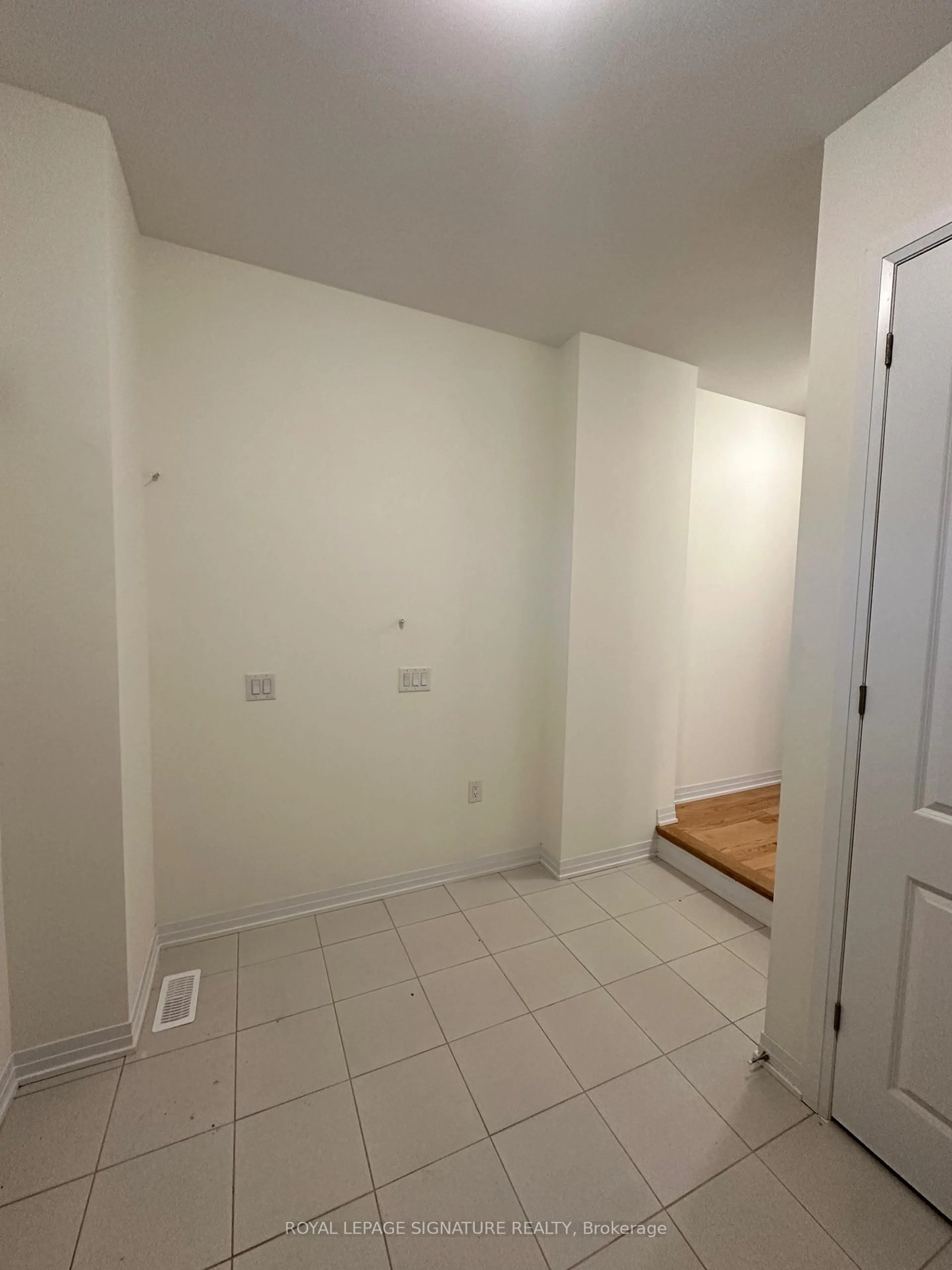 A pic of a room for 121 Dingman St, Wellington North Ontario N0G 1A0