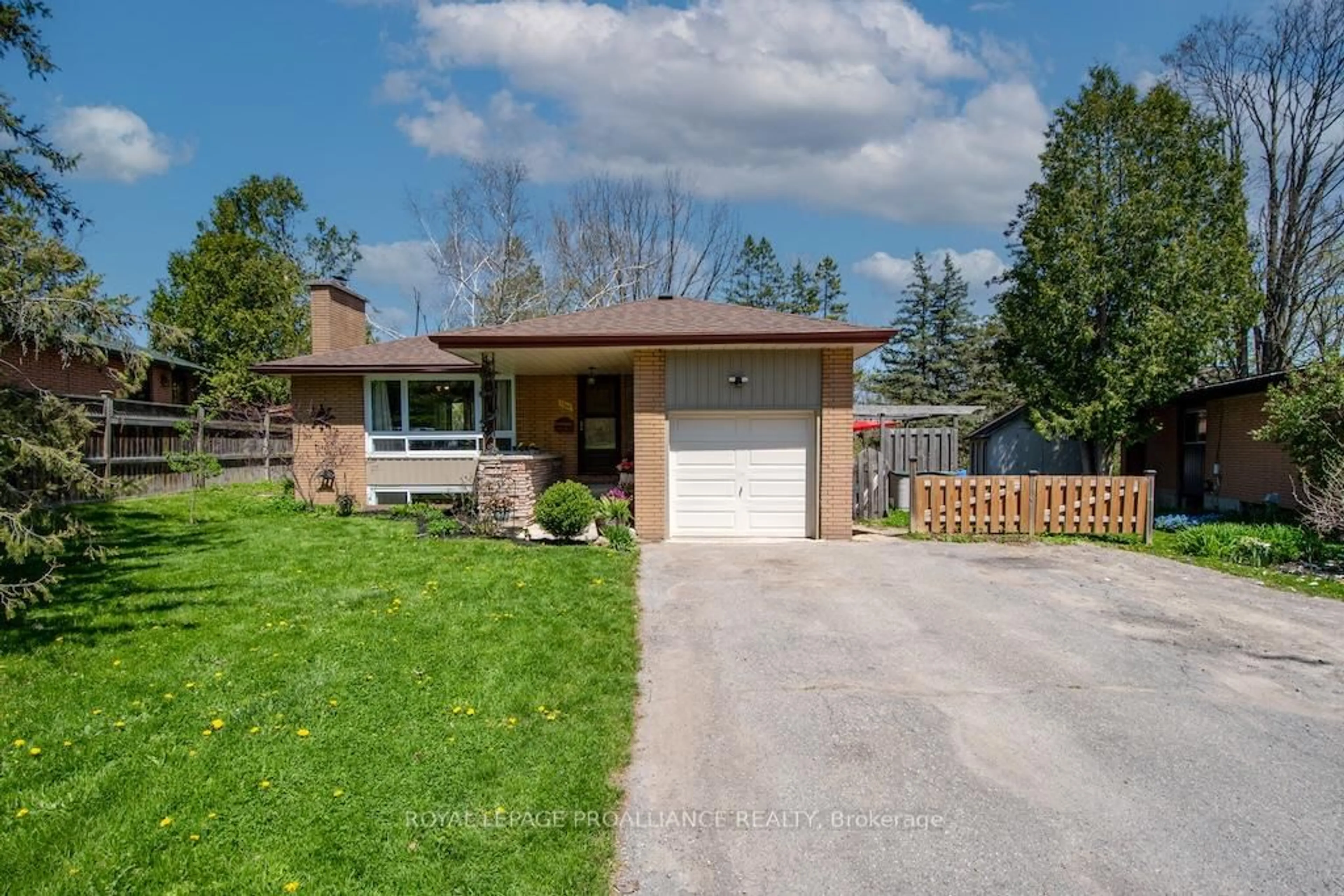 Home with brick exterior material, street for 1060 Glendale Dr, Peterborough North Ontario K9H 6M4