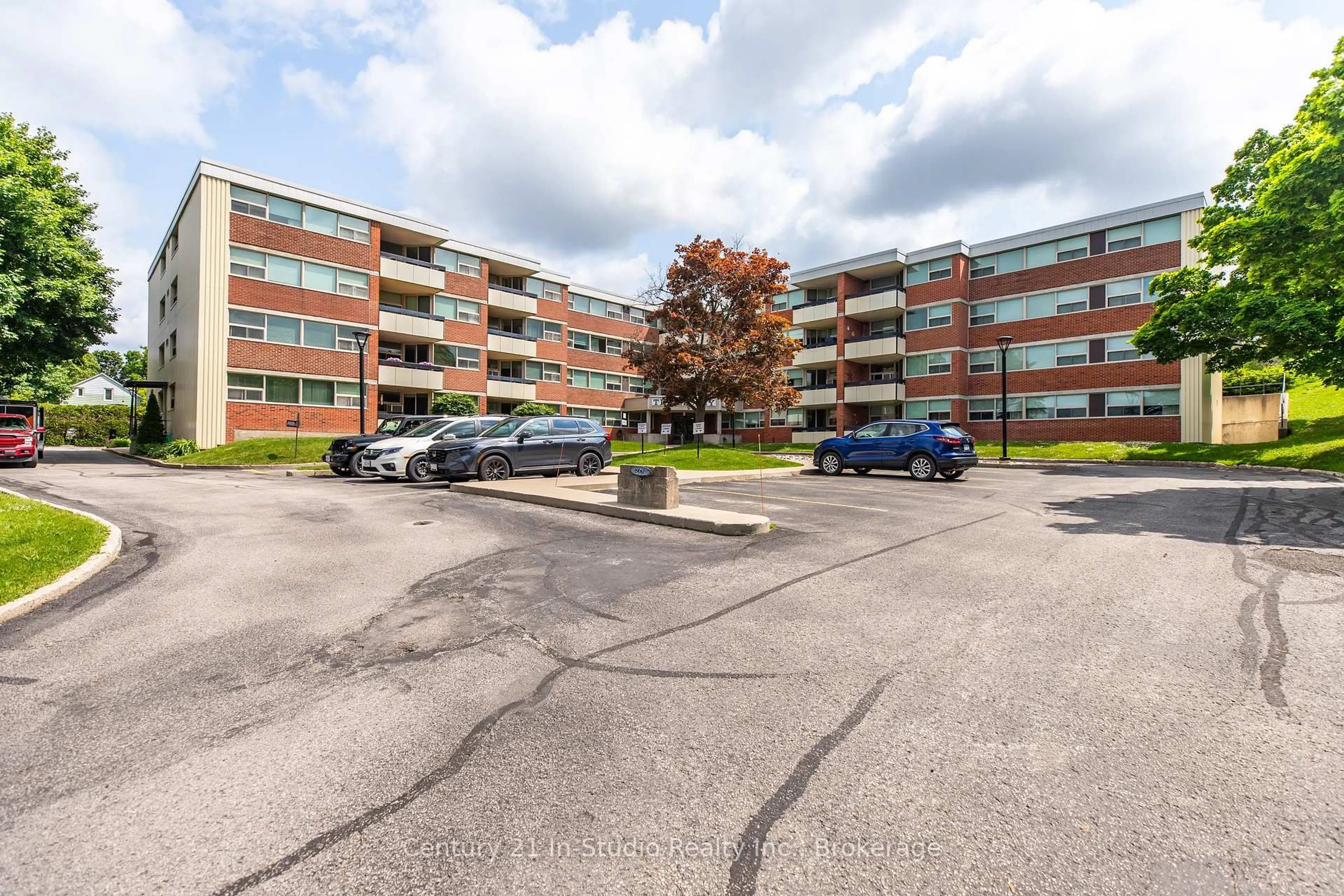 A pic from outside/outdoor area/front of a property/back of a property/a pic from drone, street for 860 9 St #311, Owen Sound Ontario N4K 1R2