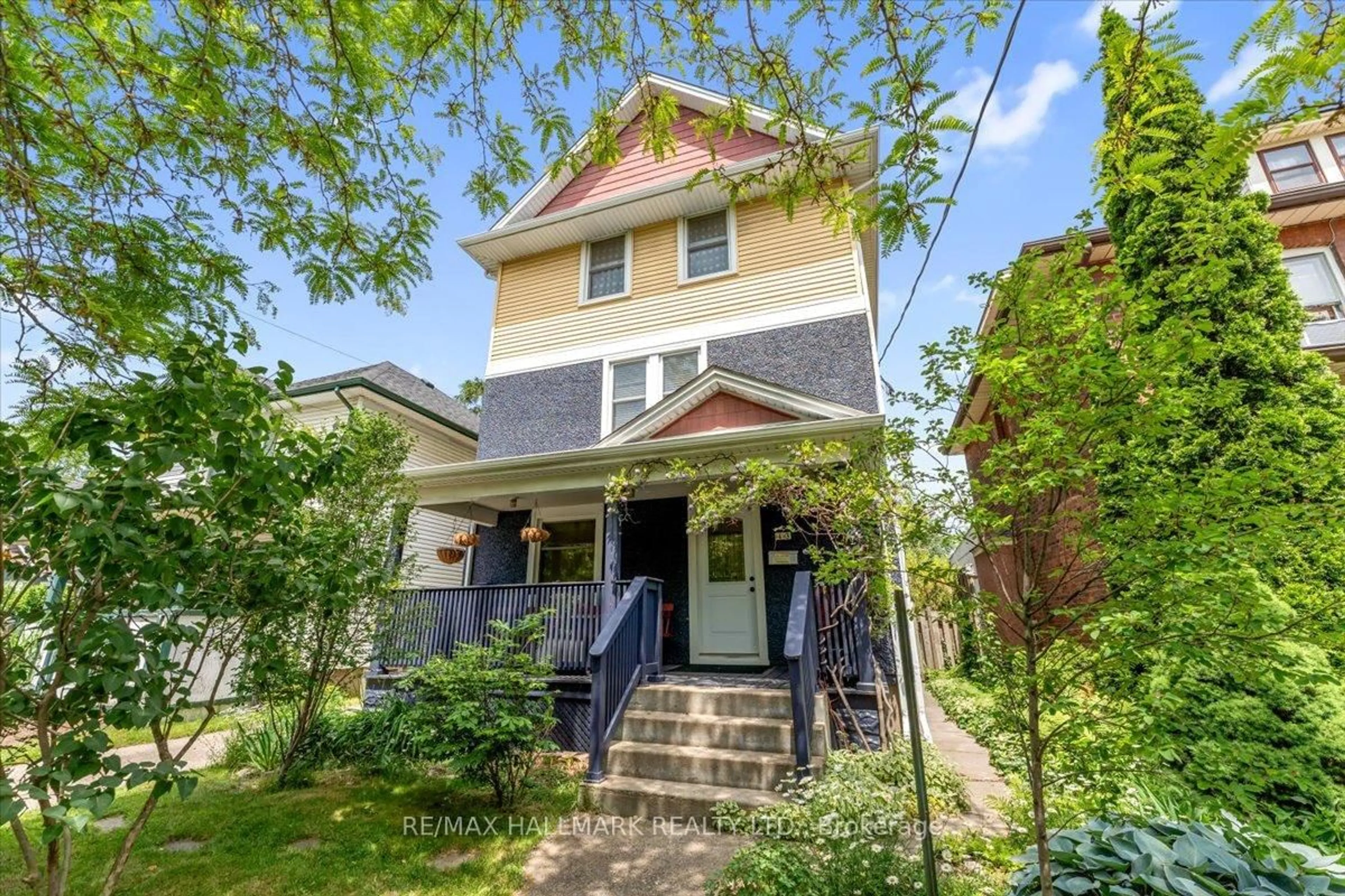 Unknown for 43 Albert St, St. Catharines Ontario L2R 2G8