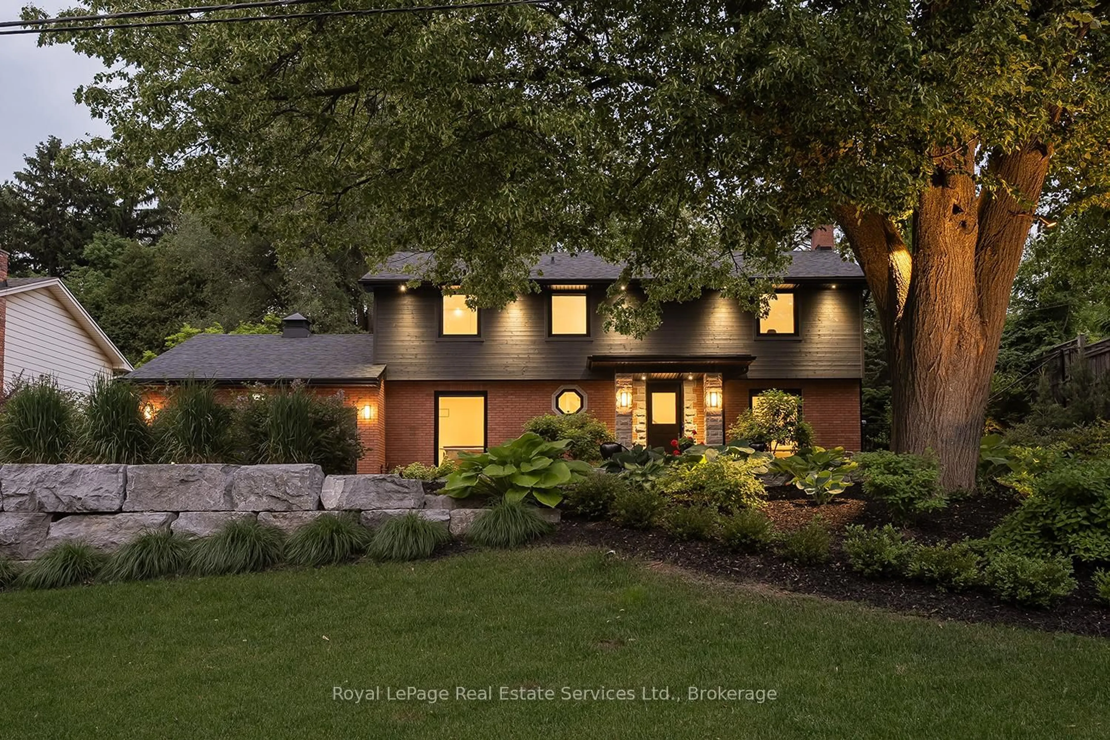 Home with brick exterior material, street for 111 Judith Cres, Hamilton Ontario L9G 1L3