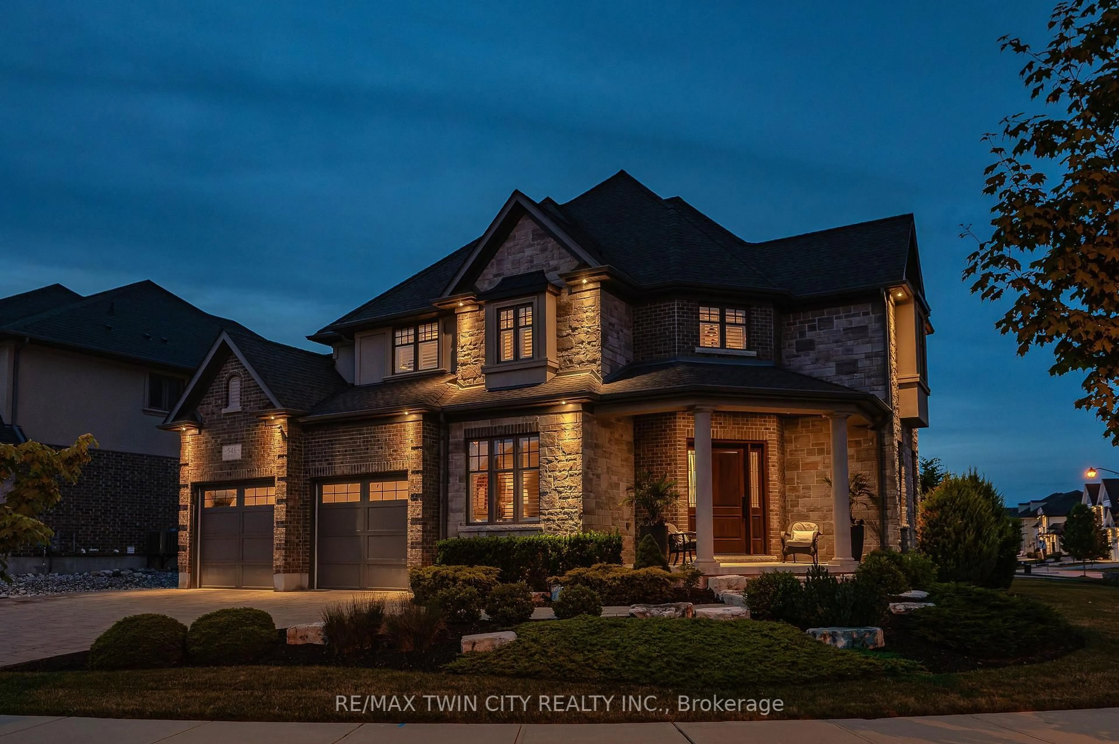 Home with brick exterior material, street for 546 Manor Ridge Cres, Waterloo Ontario N2K 0B4