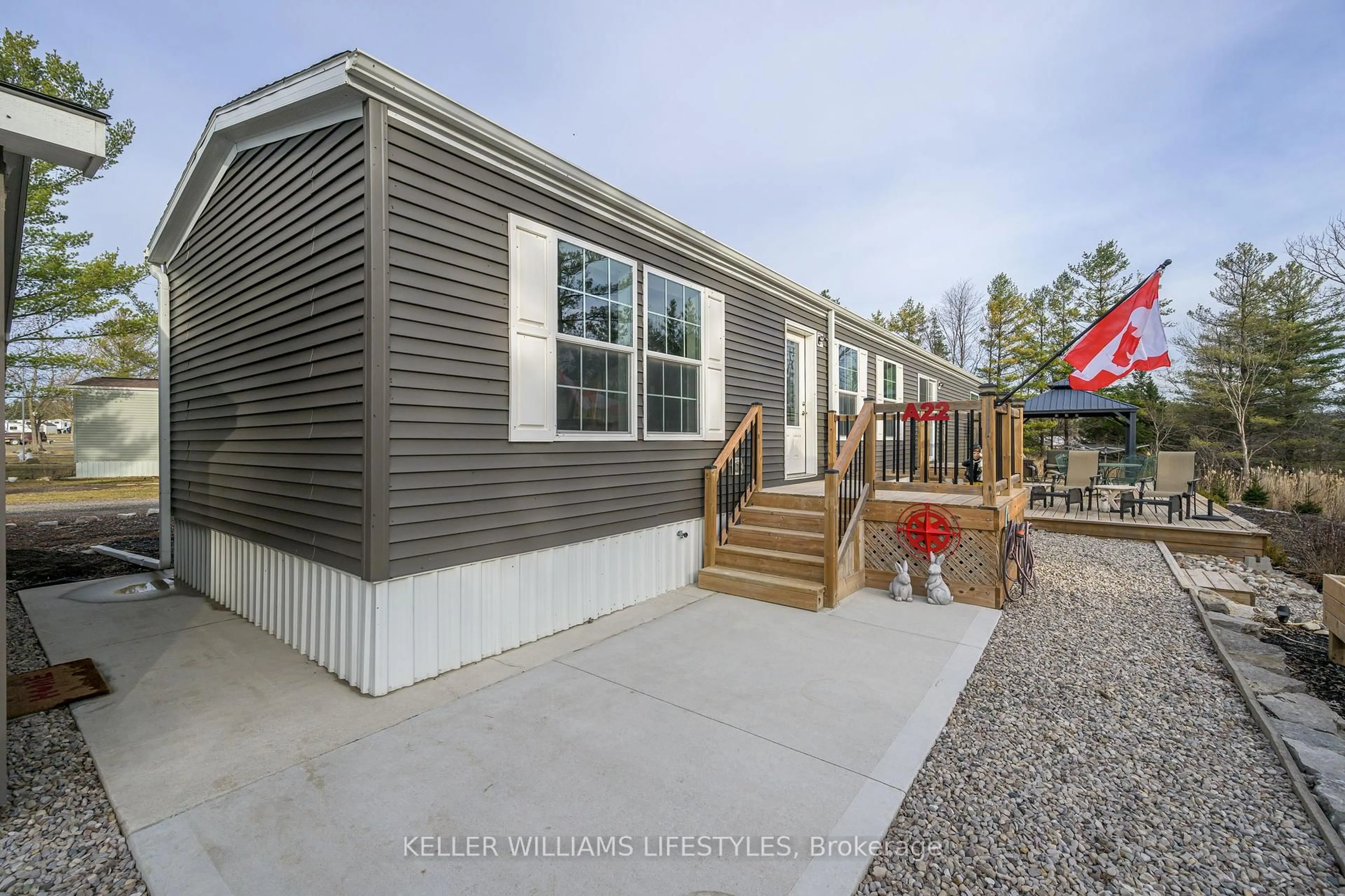 Home with vinyl exterior material, unknown for 4838 Switzer Dr #A22, Southwest Middlesex Ontario N0L 1A0
