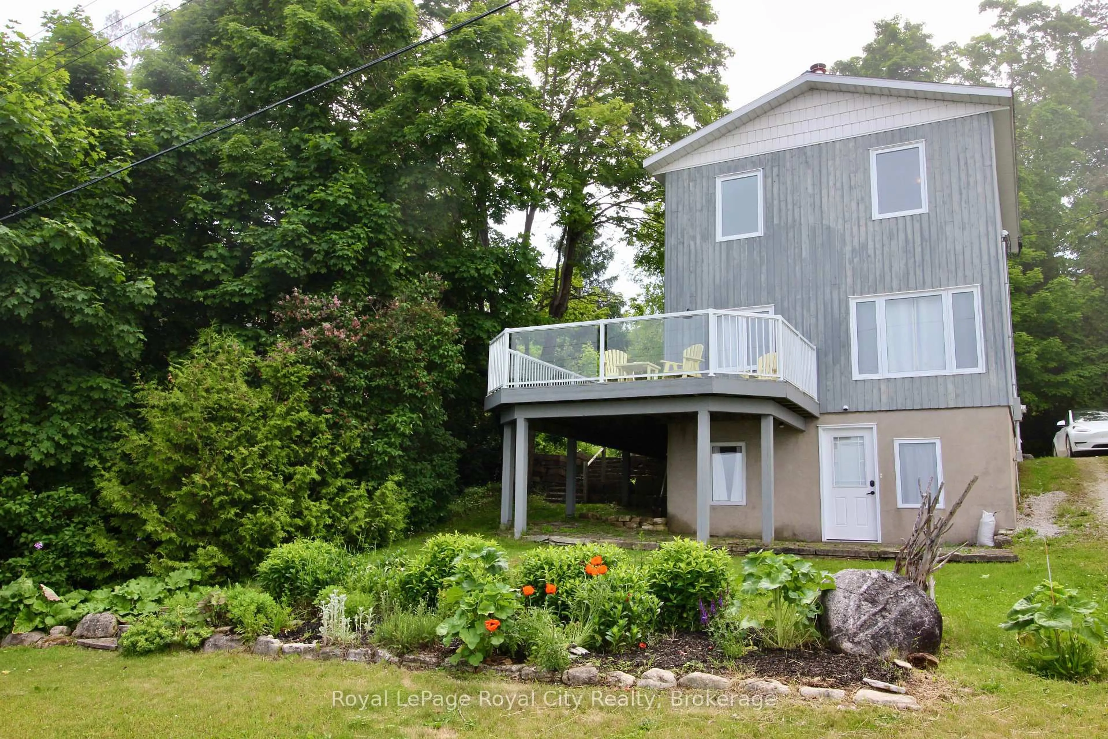 A pic from outside/outdoor area/front of a property/back of a property/a pic from drone, unknown for 14 Dock Lane, Northern Bruce Peninsula Ontario N0H 1Z0