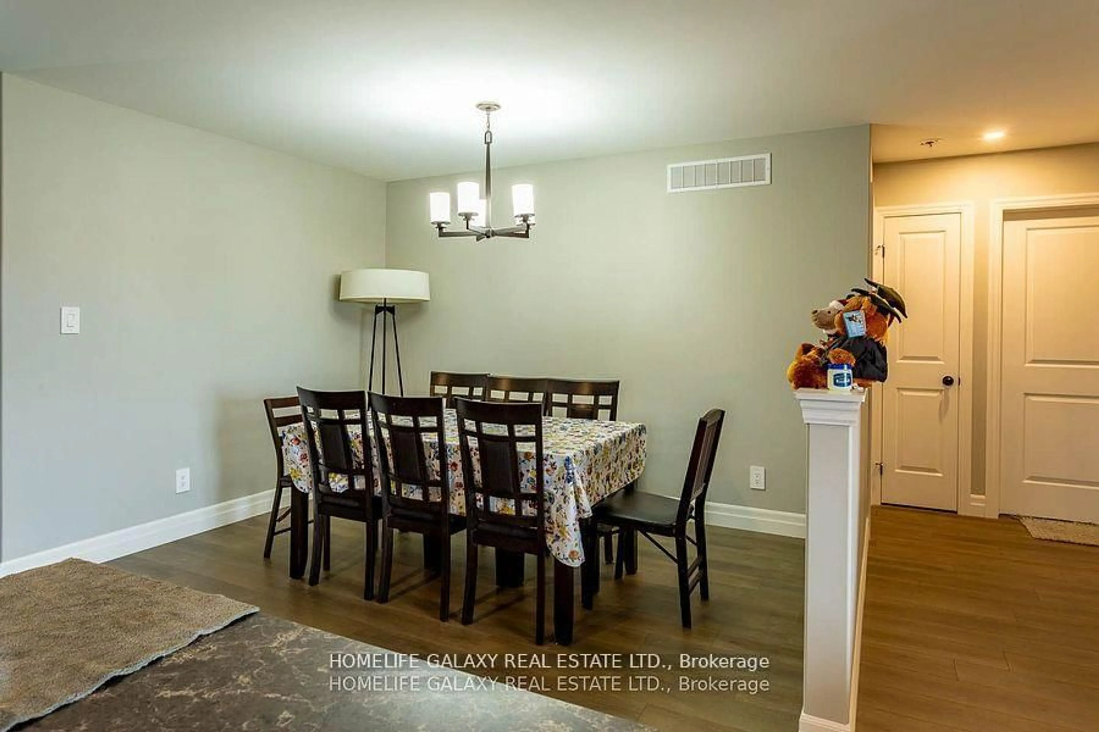 Dining room, unknown for 43 Cedar Park Cres, Quinte West Ontario K8V 0J1