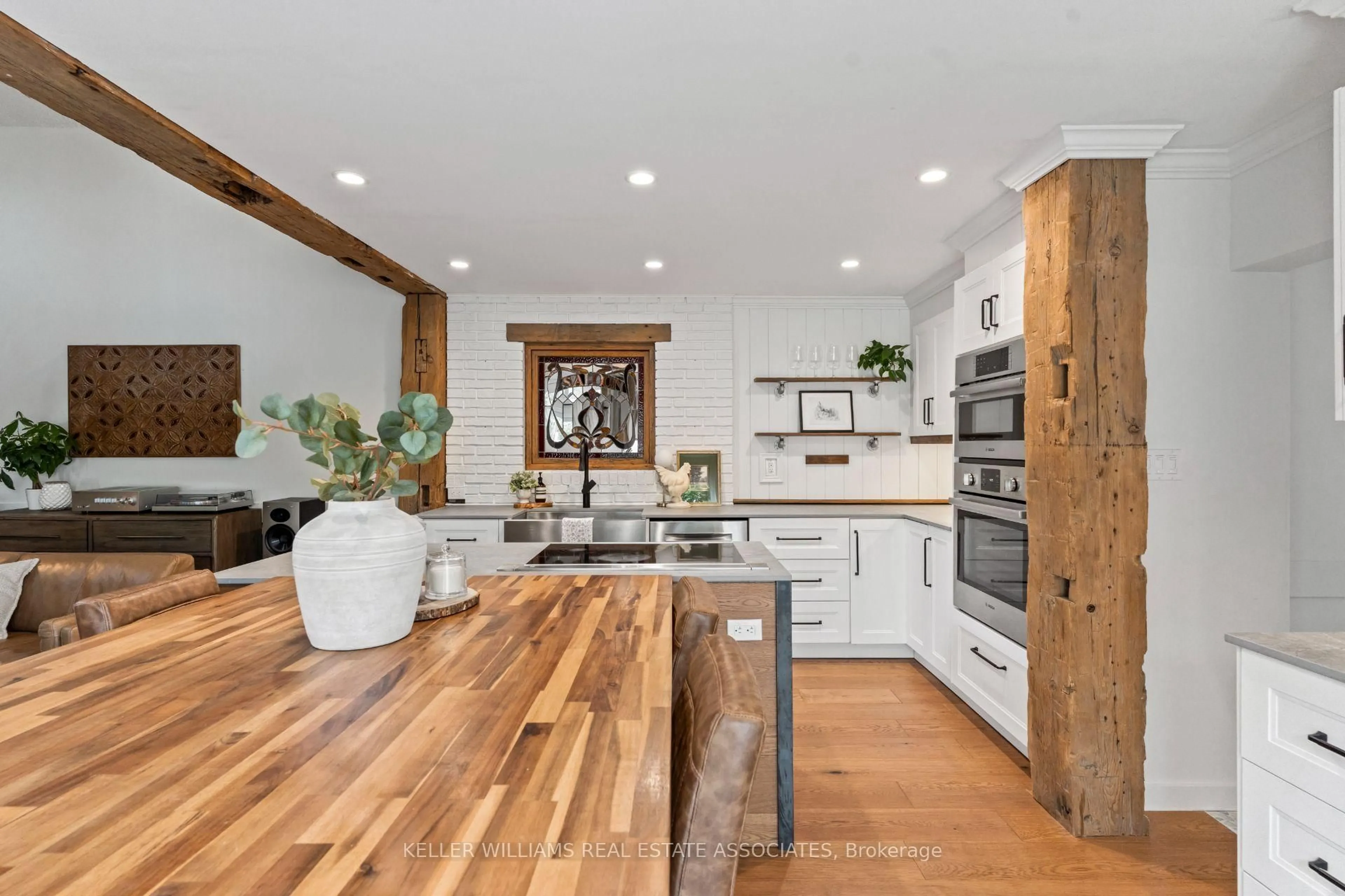 Open concept kitchen, wood/laminate floor for 4910 Trafalgar Rd, Erin Ontario N0B 1H0