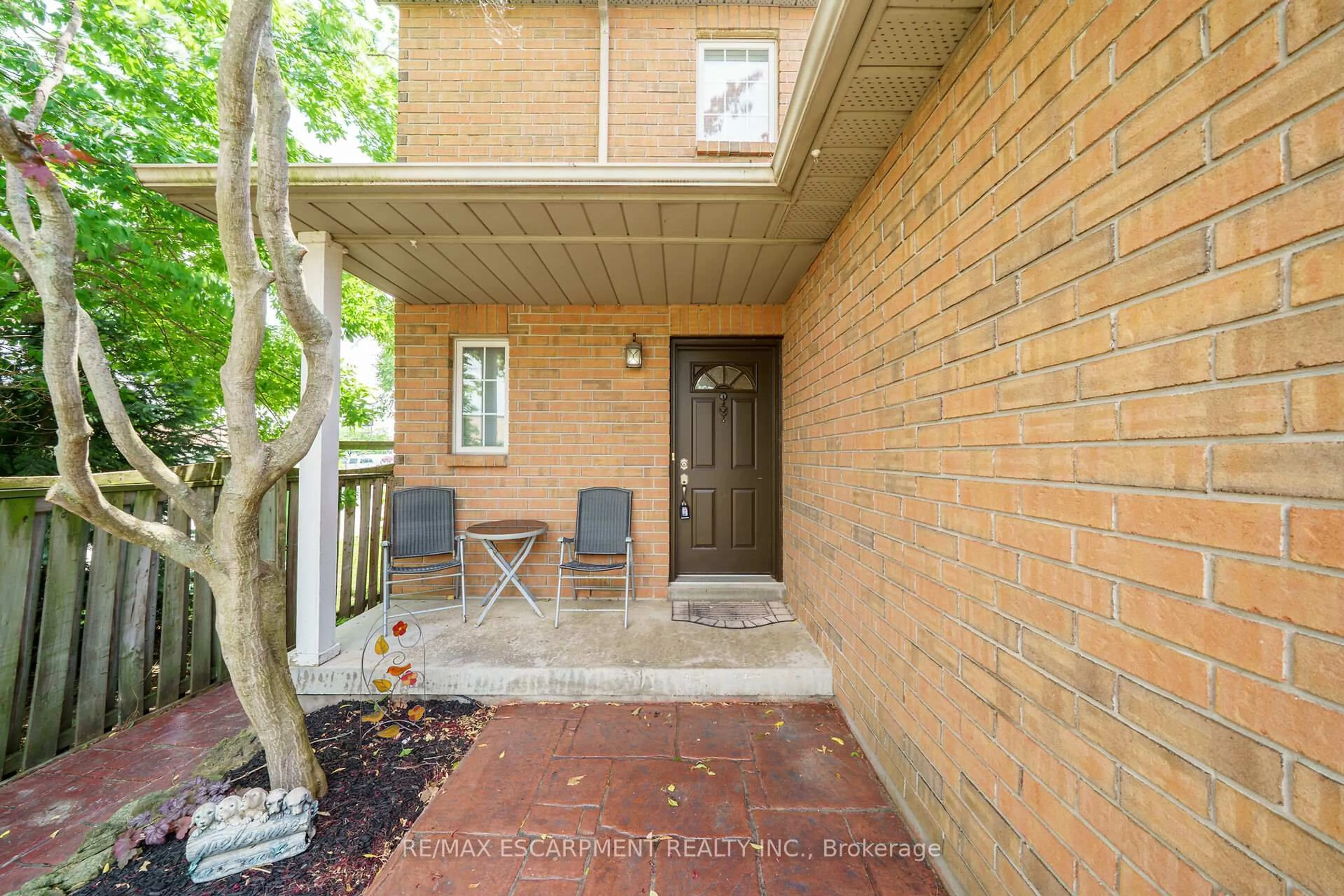 Unknown for 12 JORDAN Crt, St. Catharines Ontario L2N 7R3