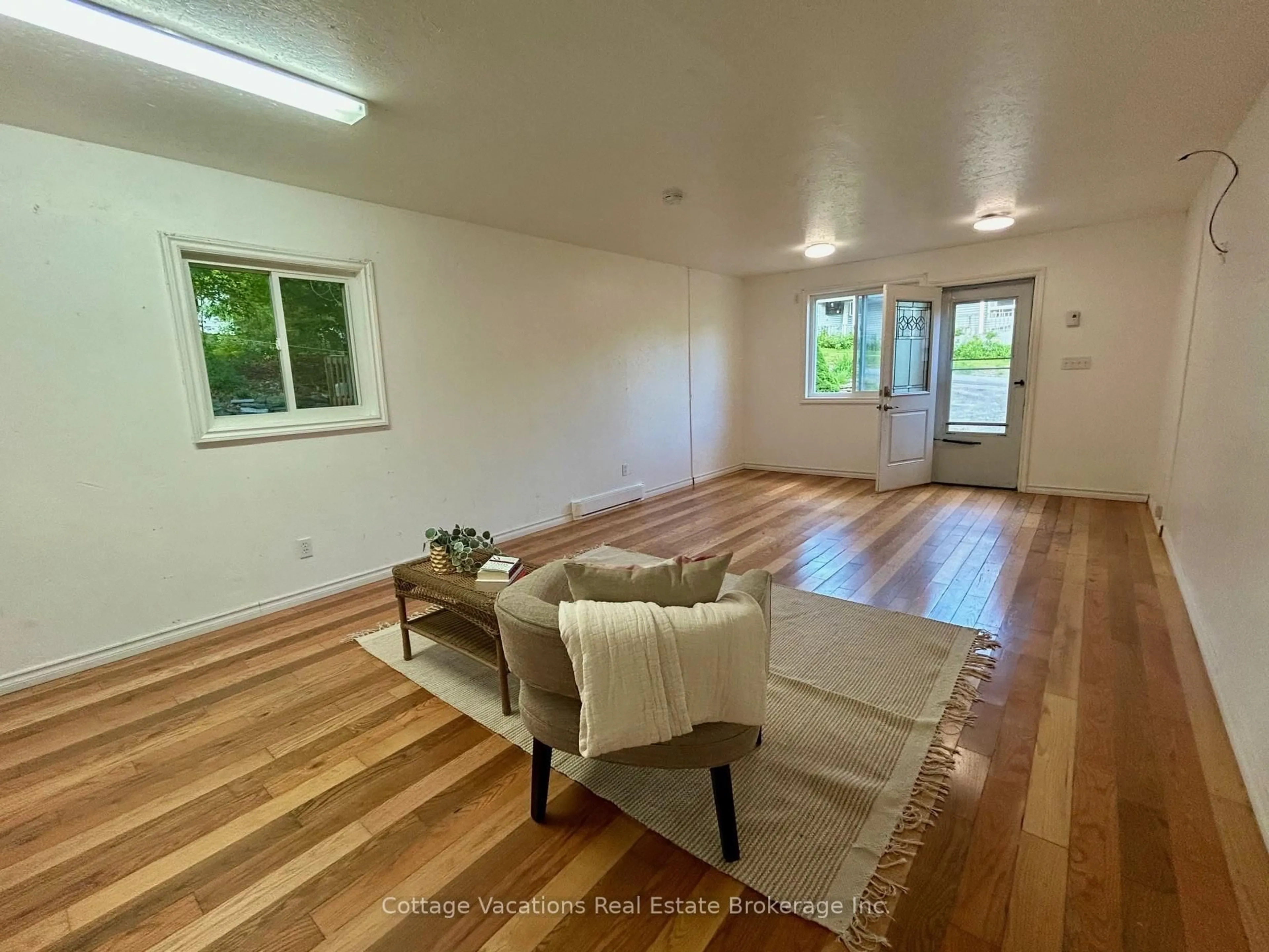 A pic of a room for 1 Duncan St, Huntsville Ontario P1H 1V9