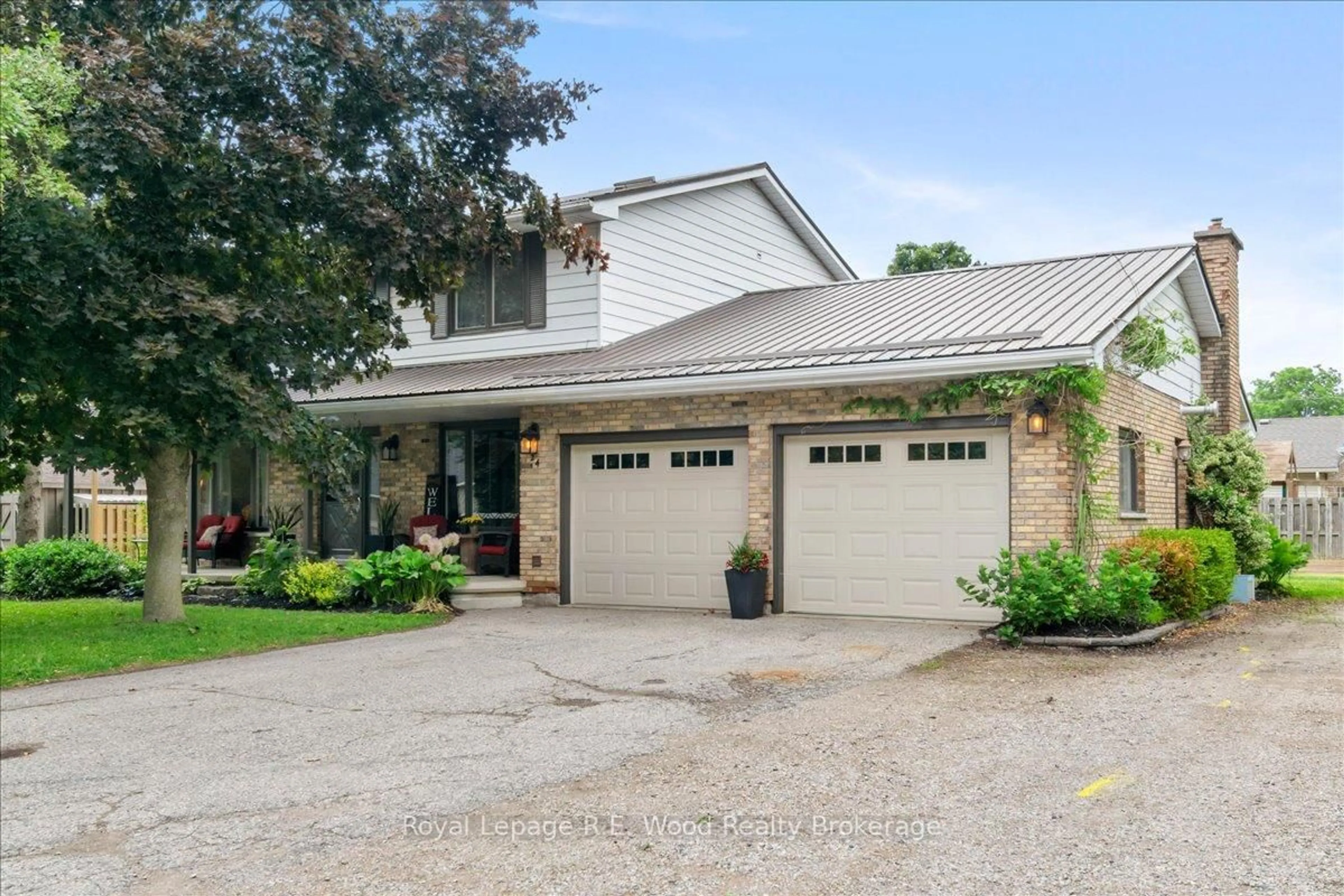 Home with brick exterior material, street for 24 NORFOLK St, Norwich Ontario N0J 1R0
