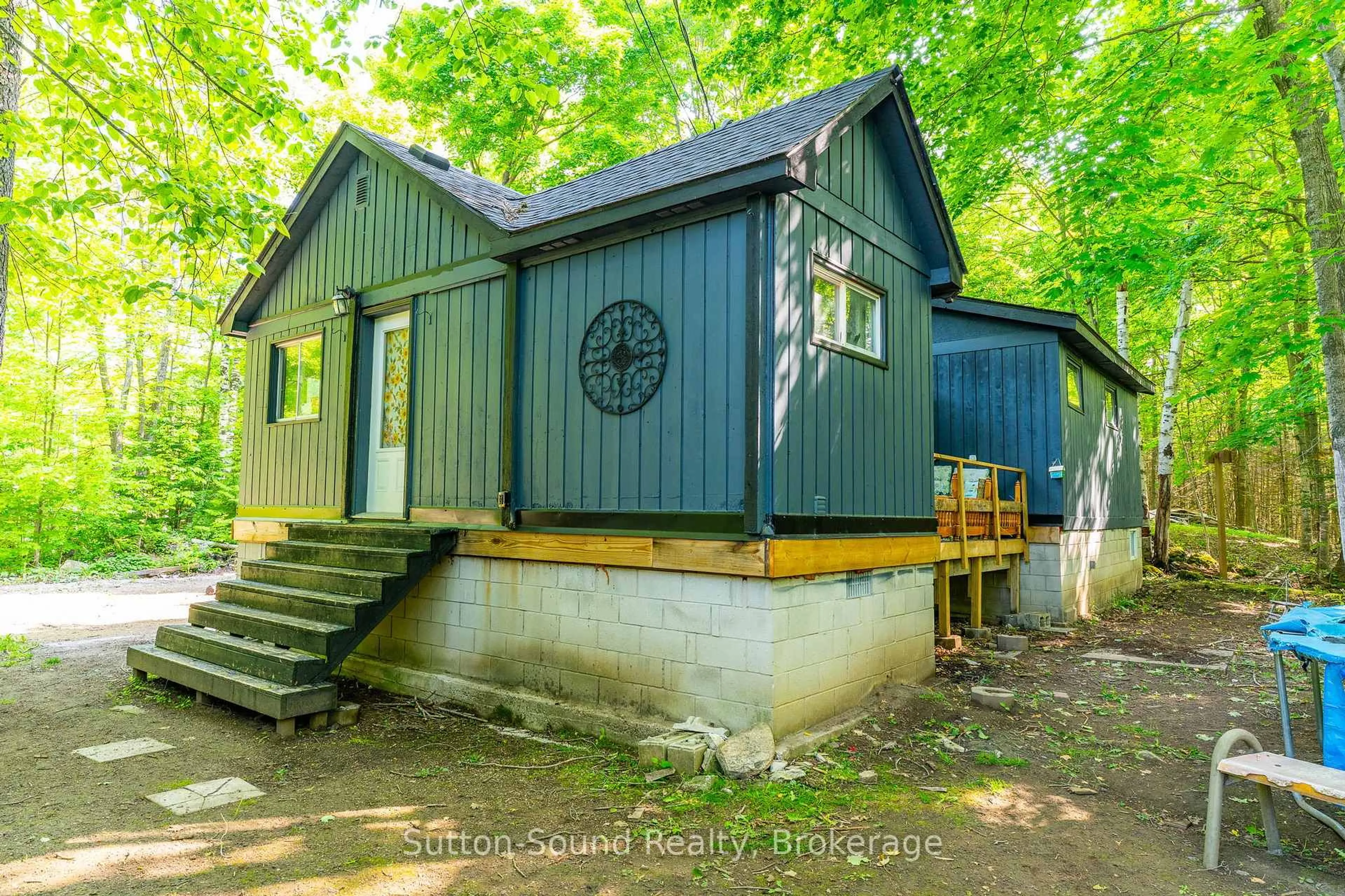 Shed for 442 Berford Lake Rd, South Bruce Peninsula Ontario N0H 2T0