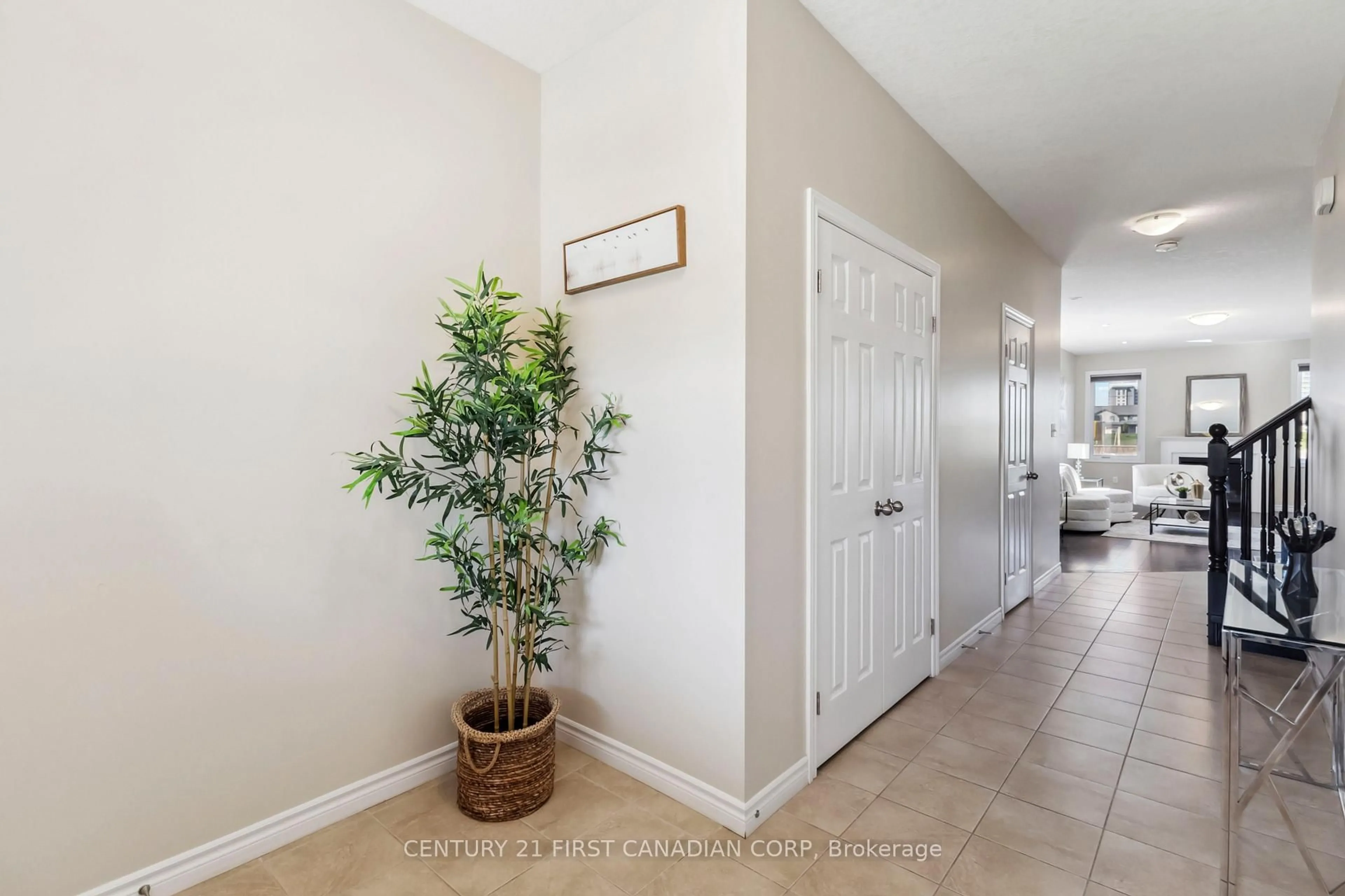 Indoor entryway for 1879 Sedgefield Row, London North Ontario N6G 0G4