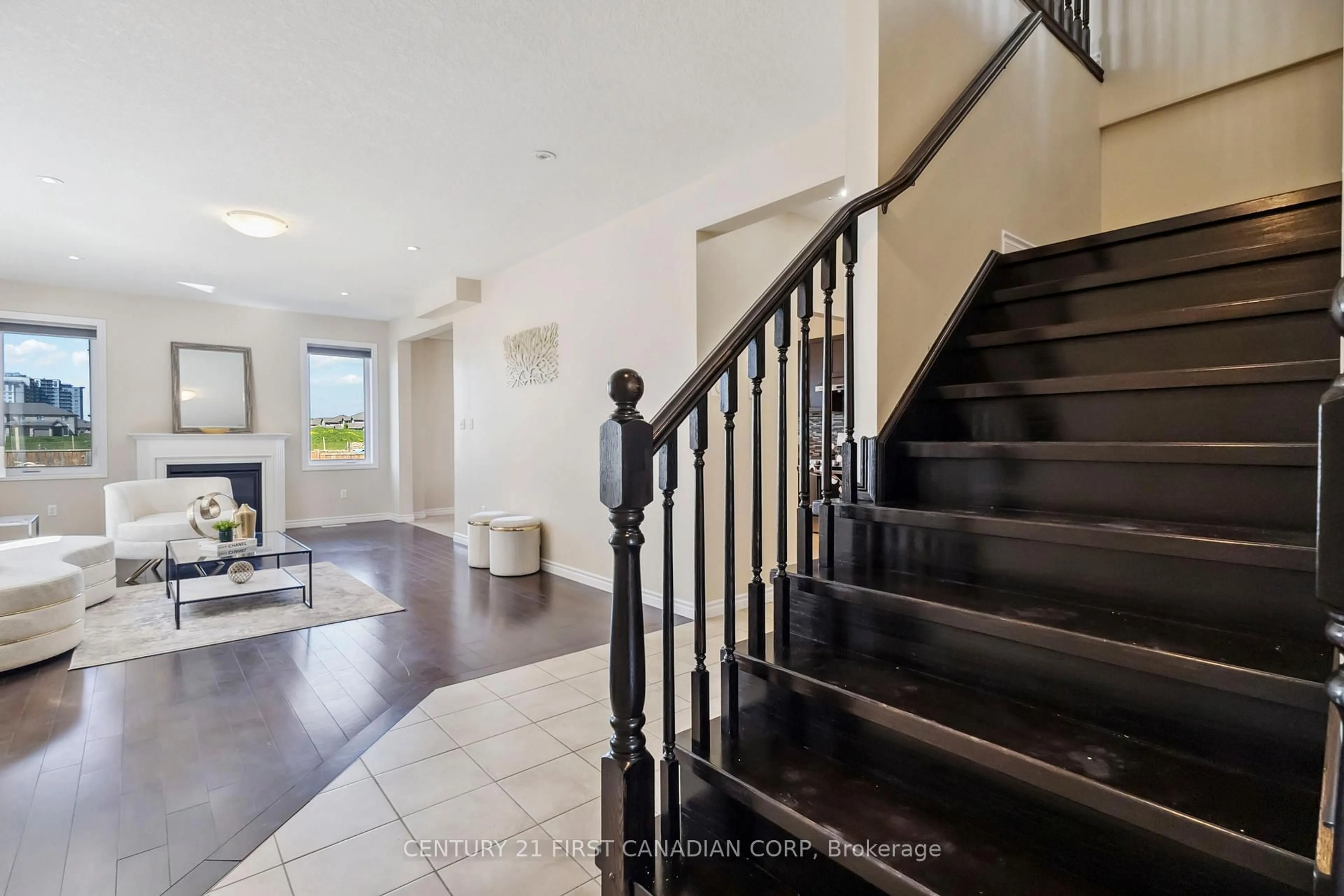 Unknown for 1879 Sedgefield Row, London North Ontario N6G 0G4