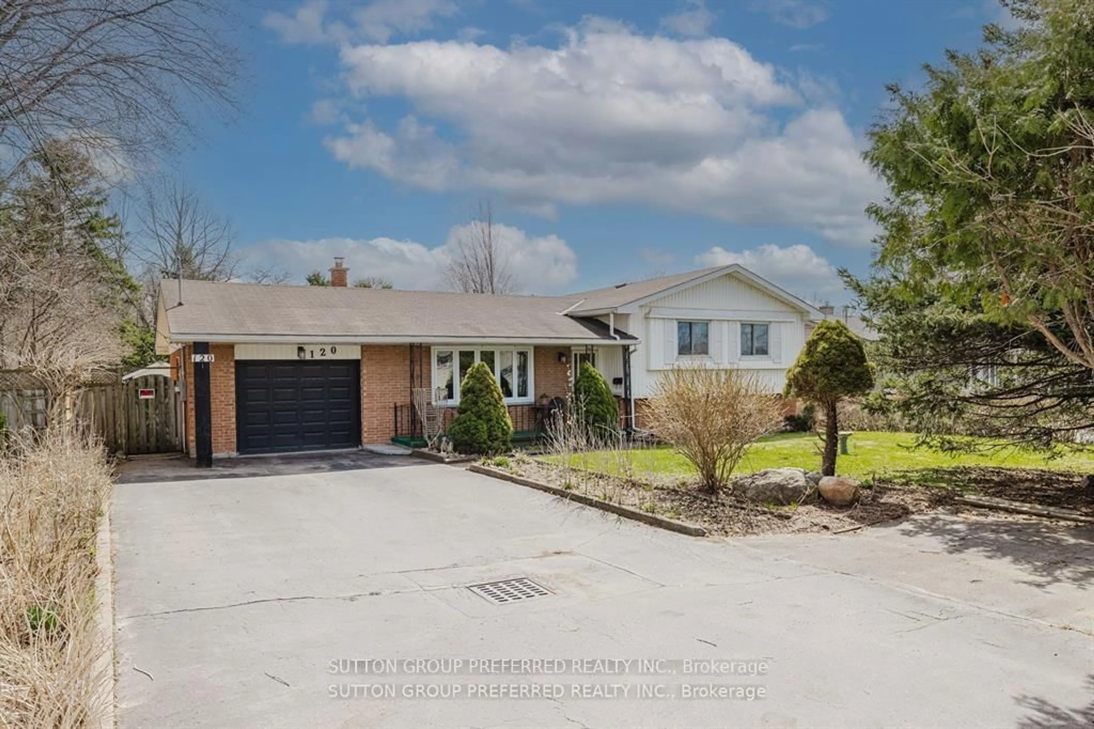 Unknown for 120 Fanshawe Park Rd, London North Ontario N6G 5C4