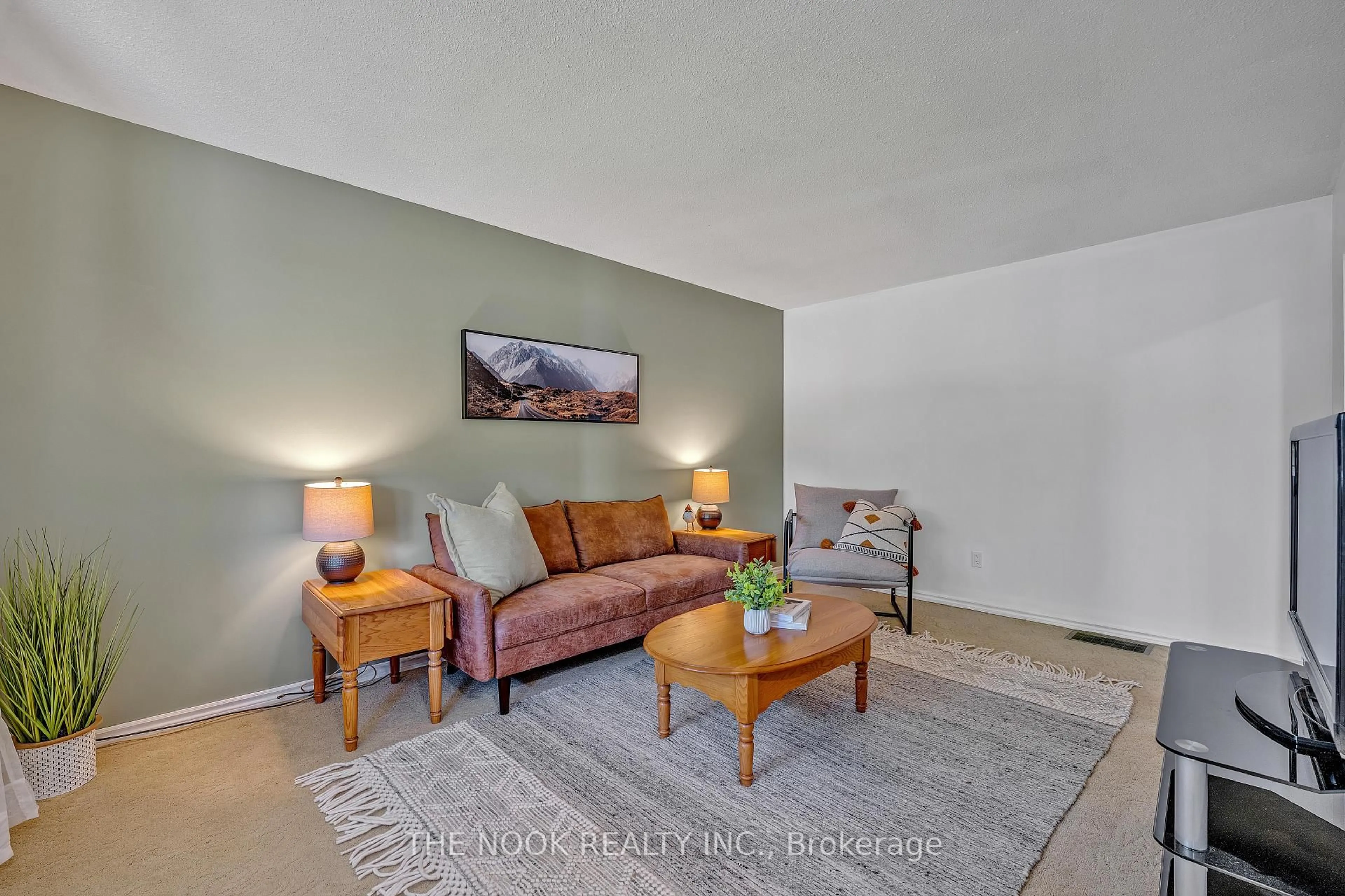 Living room with furniture, unknown for 21 Rideau Cres, Peterborough South Ontario K9J 1G7