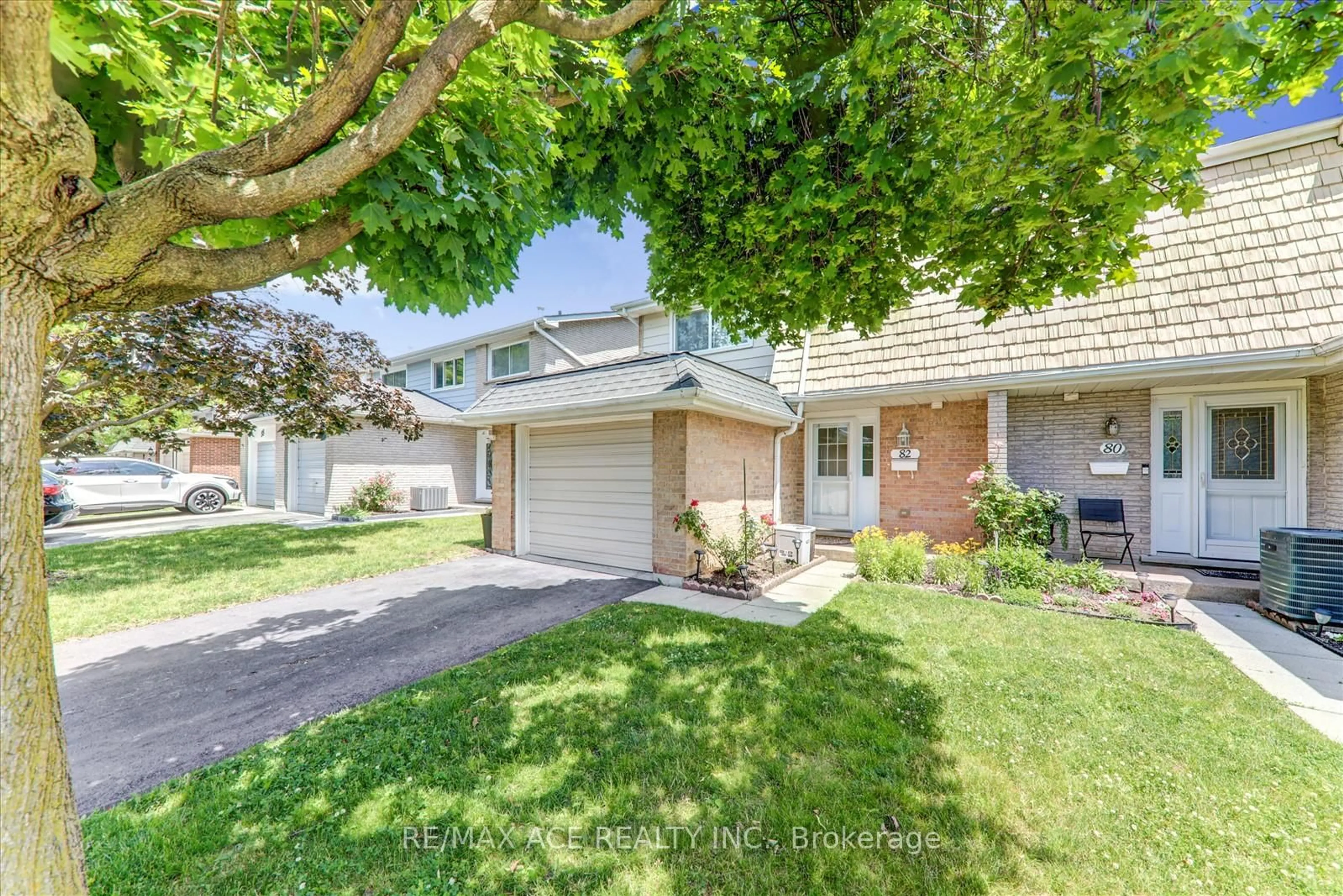 Unknown for 82 St. Andrews Dr, Hamilton Ontario L8K 6H4