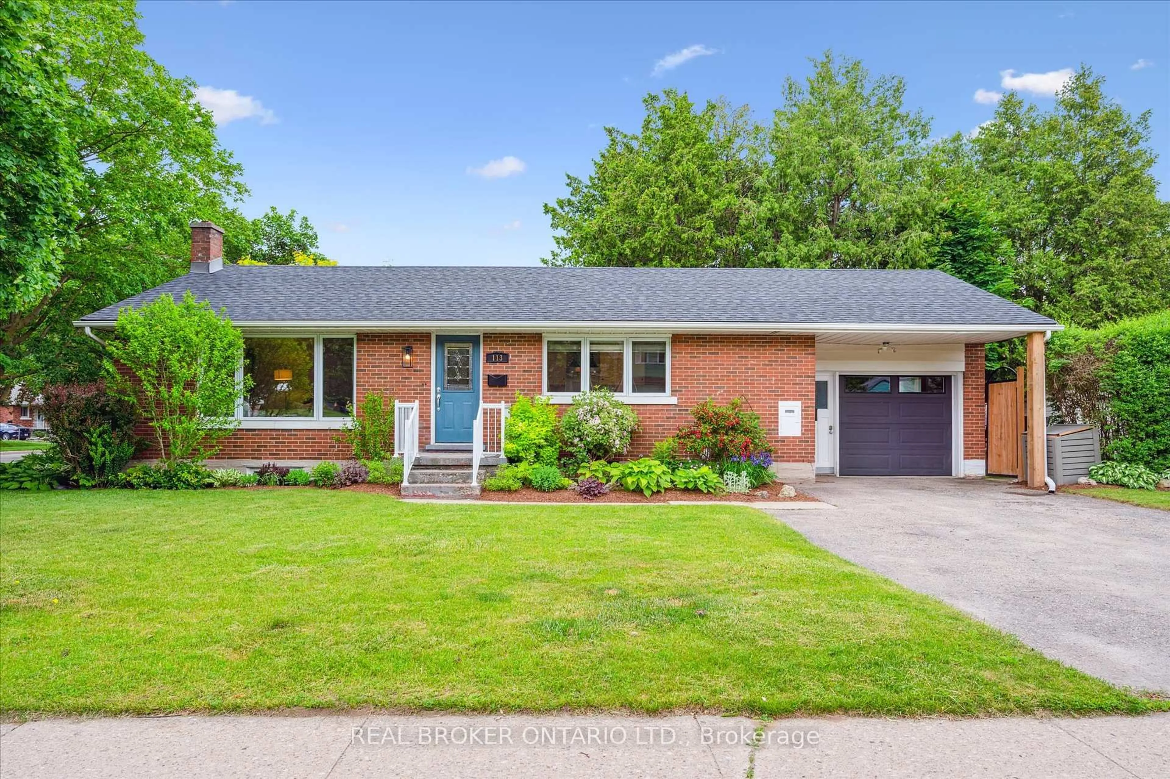 Home with brick exterior material, street for 113 Noecker St, Waterloo Ontario N2J 2R7