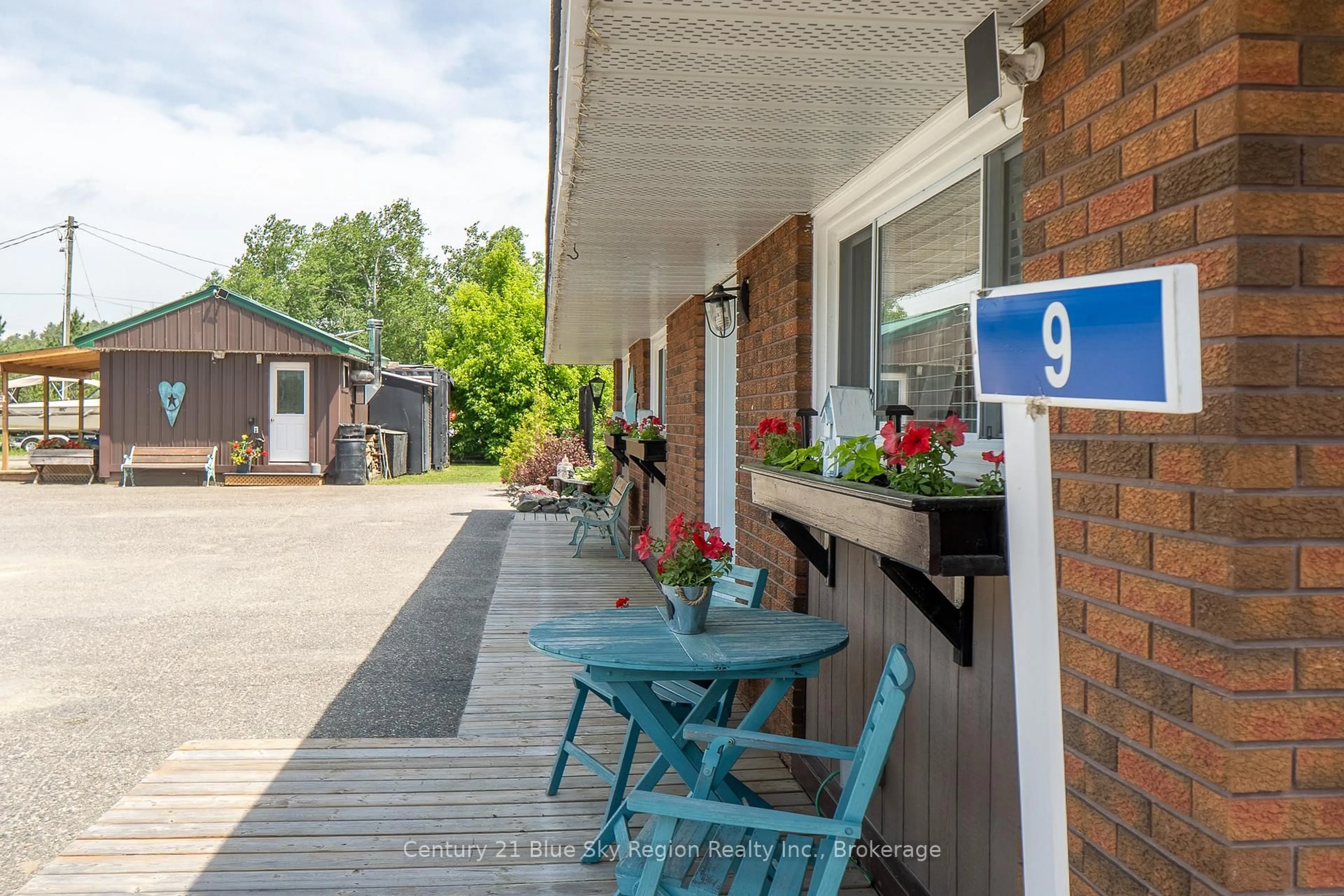 Patio, street for 9 Stevens Rd, Temagami Ontario P0H 2H0