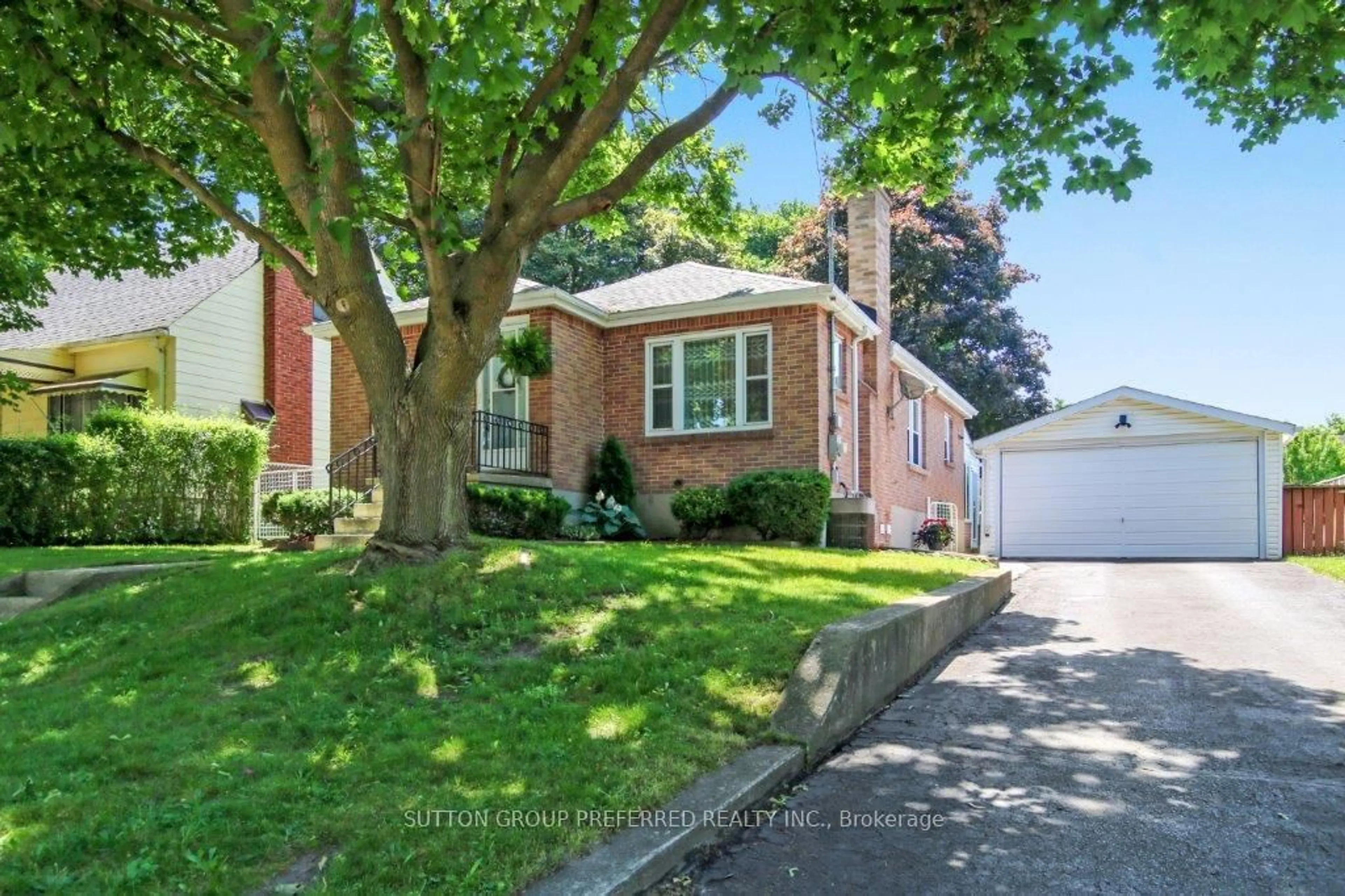 Home with brick exterior material, street for 695 Ecclestone St, London East Ontario N5Y 3Z8