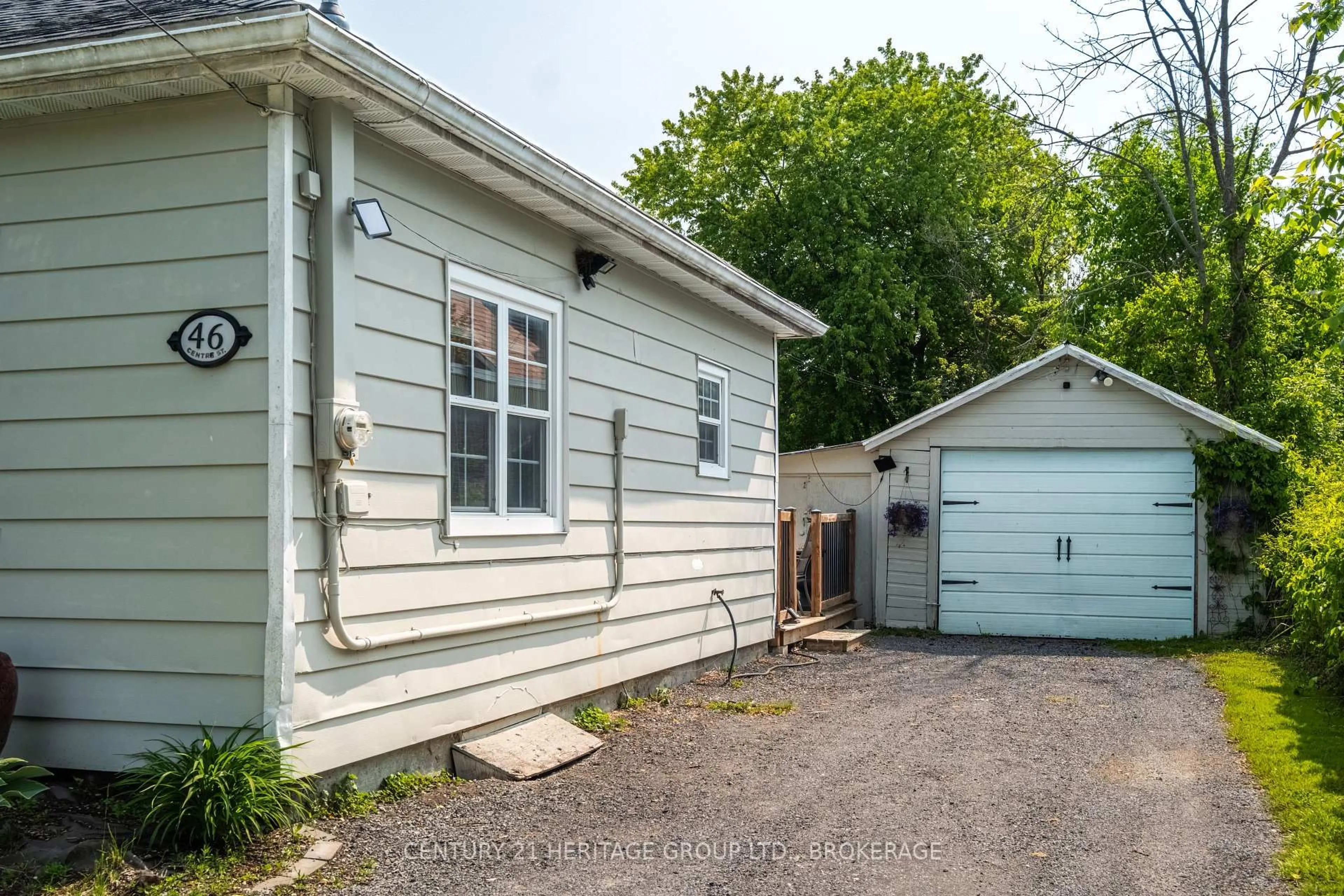 Shed for 46 Centre St, Bissett Creek Ontario K0H 2H0